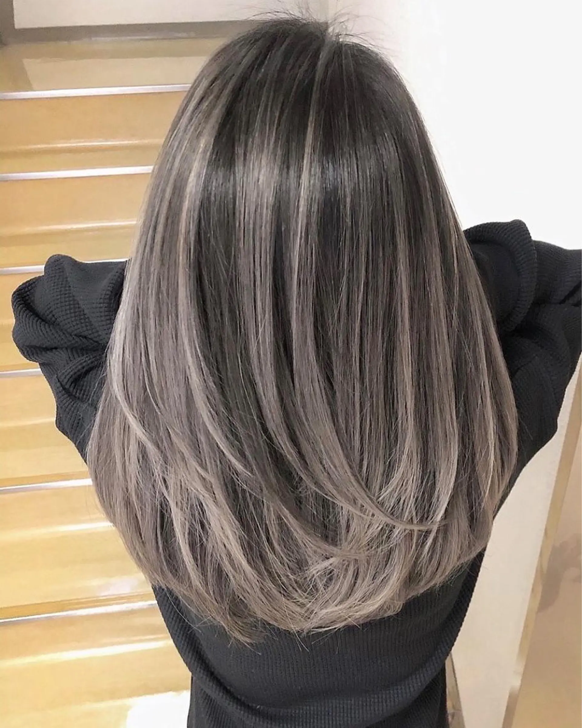 ロング カラー バレイヤージュ レイヤーカット 🧸艶々韓国ヘア 🧁mizunaのヘアスタイル