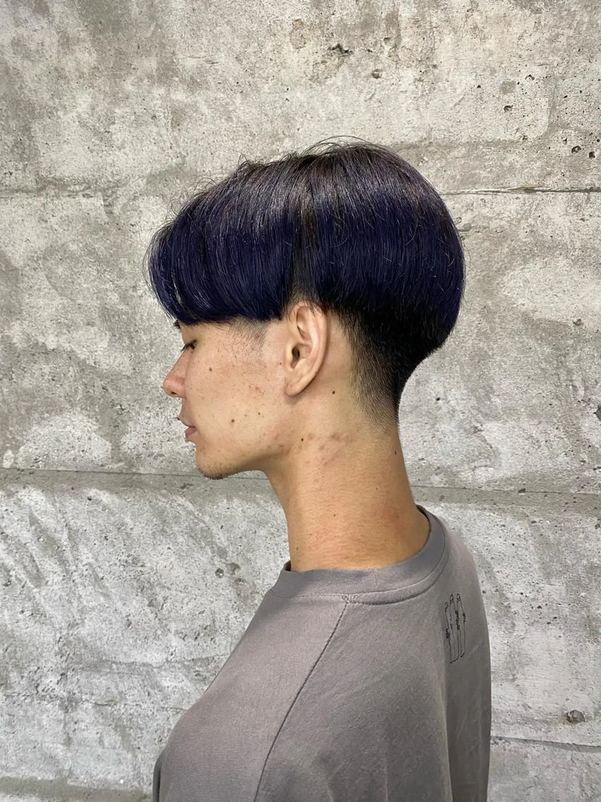 ショート カラー ヘアアレンジ メンズ センターパート パープルカラー カット ヘアカラー ［似合わせヘア］ ✂︎OGURO✂︎のヘアスタイル