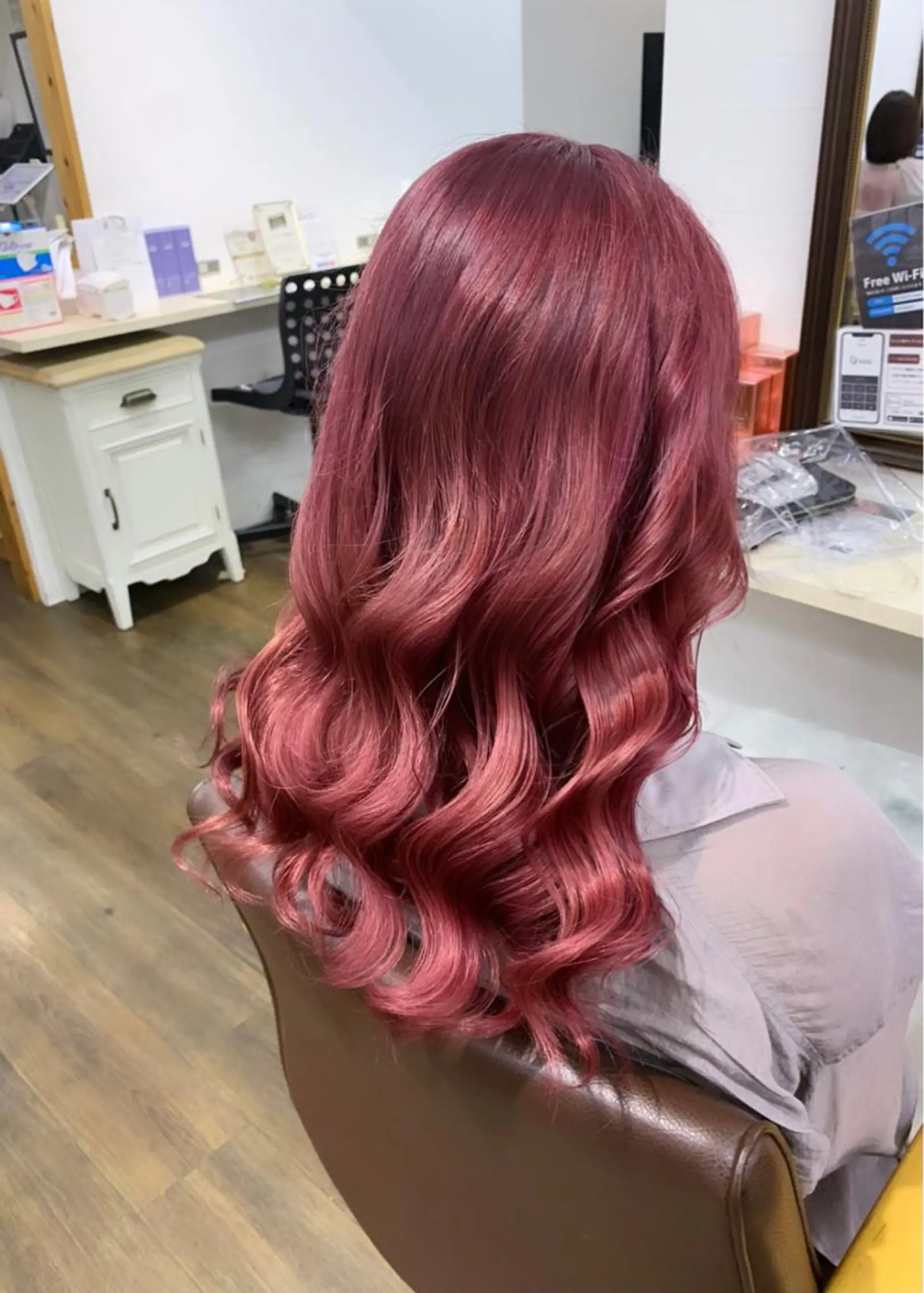 セミロング カラー ブリーチ ケアブリーチ ヘアカラー 🧠U-topia 西村彩🧠のヘアスタイル