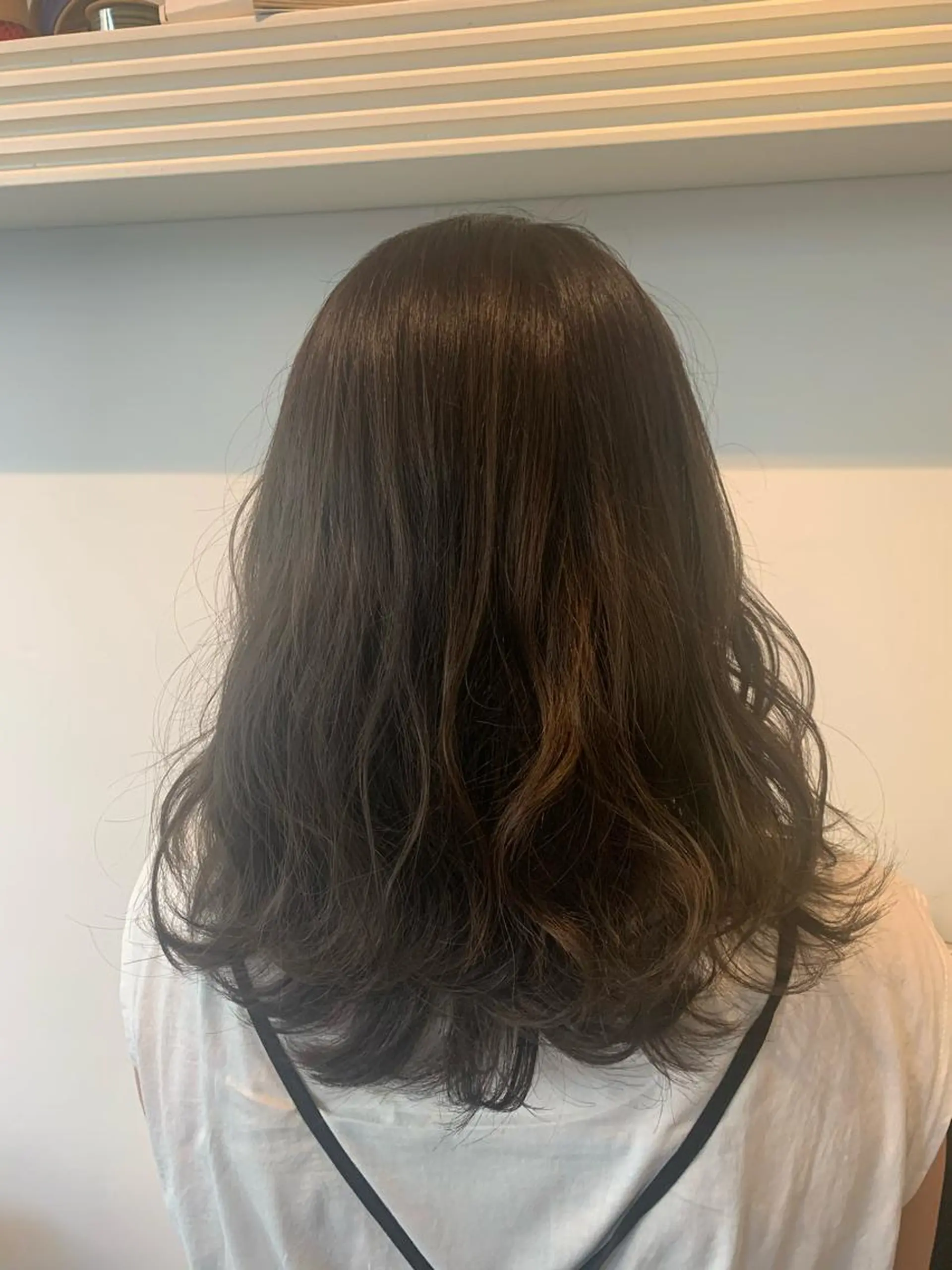 ミディアム カット ヘアカラー トリートメント ヘッドスパ ヘアセット 山口 竣也のヘアスタイル