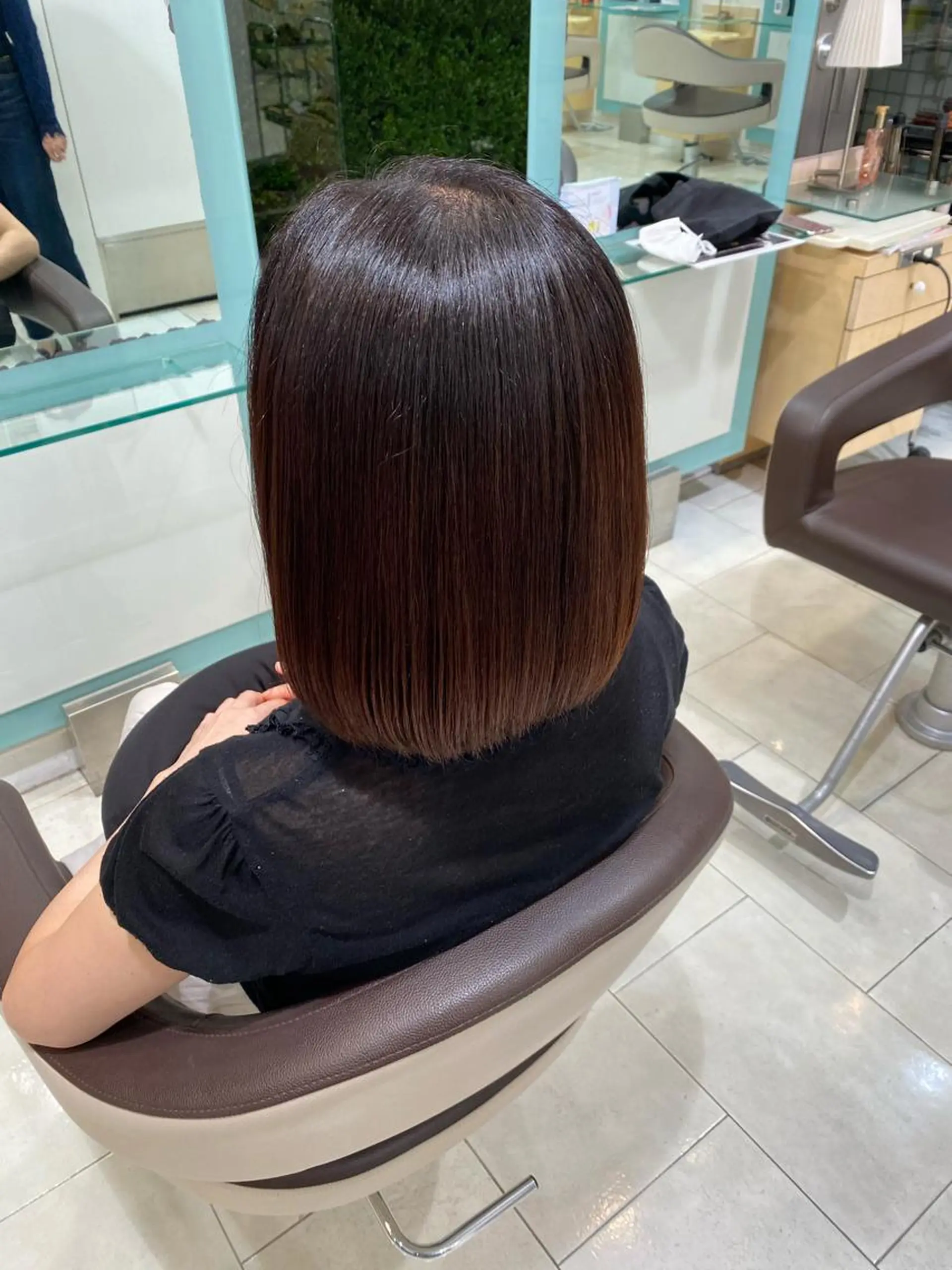 ミディアム カラー 透明感カラー オリーブカラー 縮毛矯正 トリートメント N°+aero 😊れいか😊のヘアスタイル