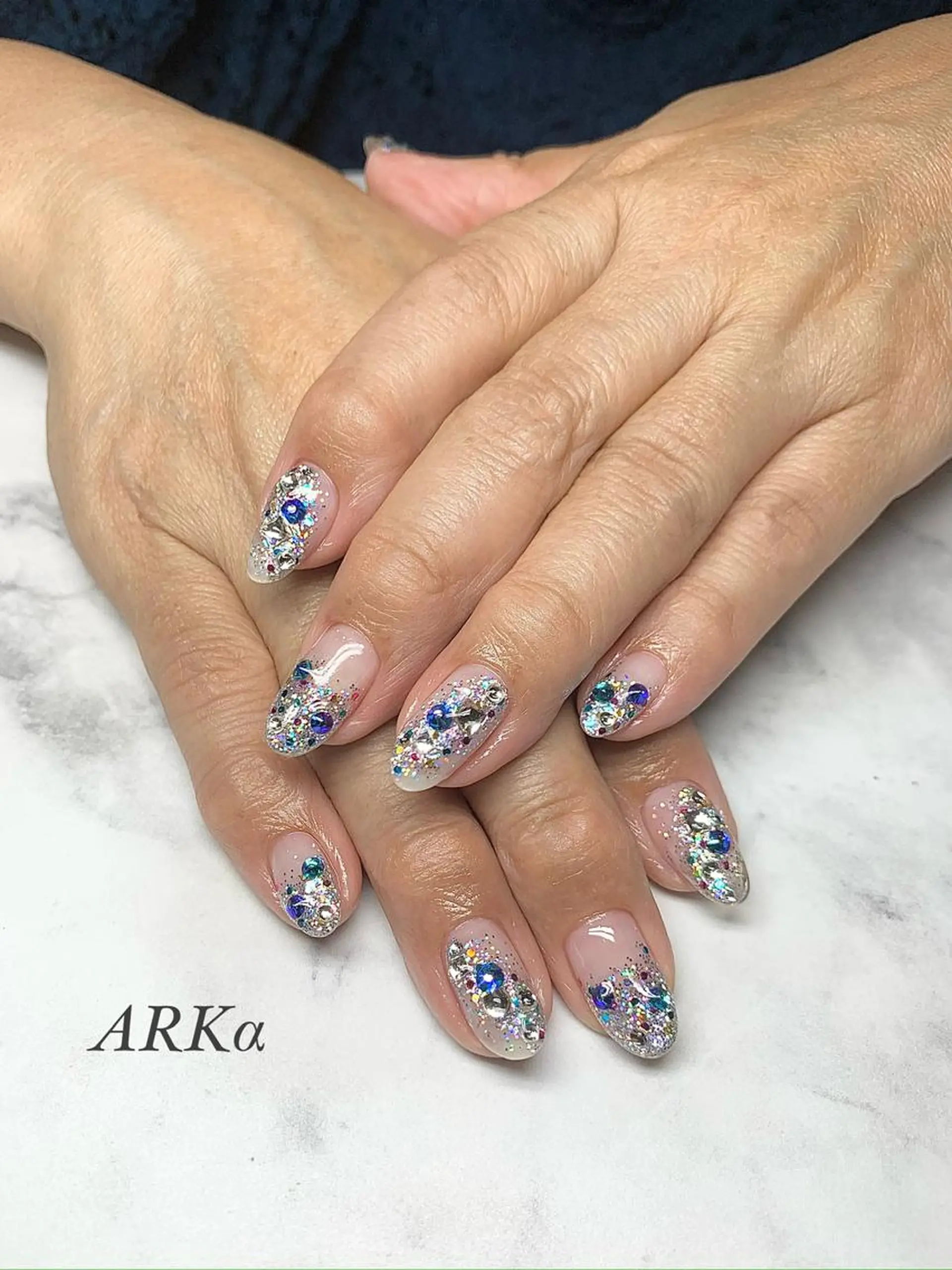 セミロング ネイル ハンドネイル ARKα SHIORIのネイルデザイン