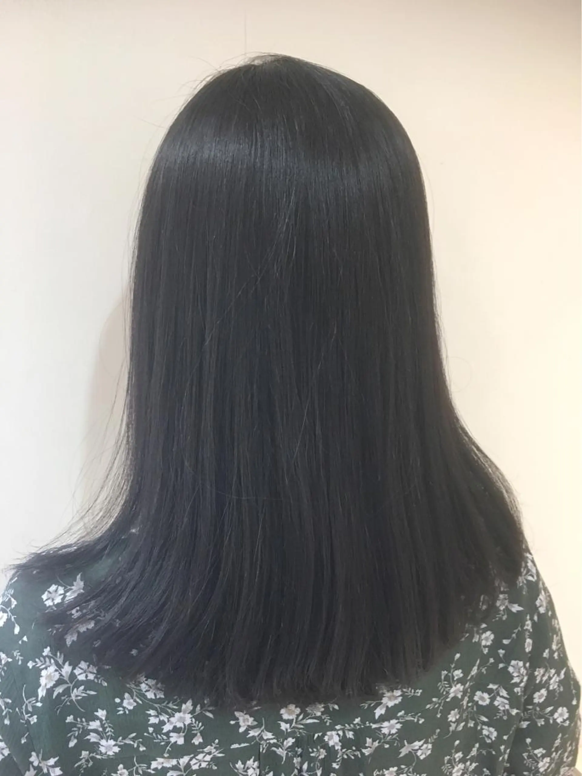 ミディアム カラー アッシュ 透明感カラー 永井 大希のヘアスタイル
