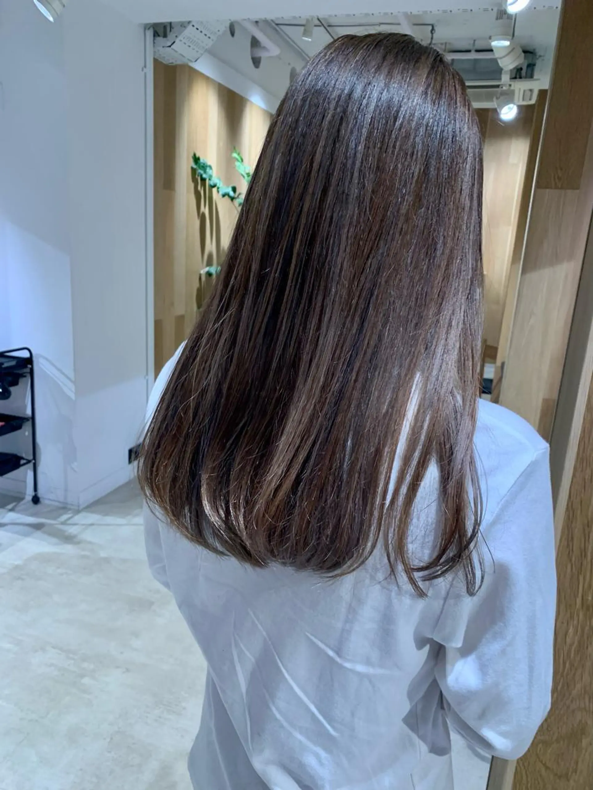 ロング カラー カット ヘアカラー トリートメント 藤野なつえ ナチュラルのヘアスタイル