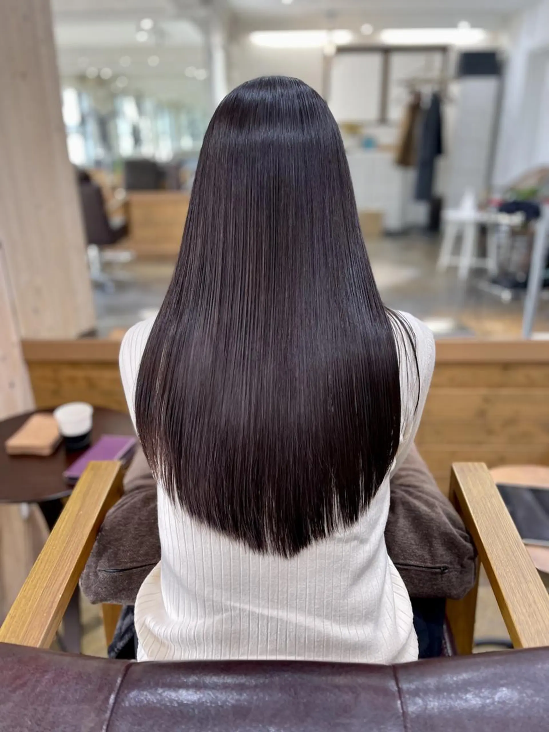 ロング ボブ くびれヘア 顔まわりレイヤー ハイライト 髪質改善 ヘアカラー トリートメント 髪質改善TABATA YUUKI 表参道のヘアスタイル