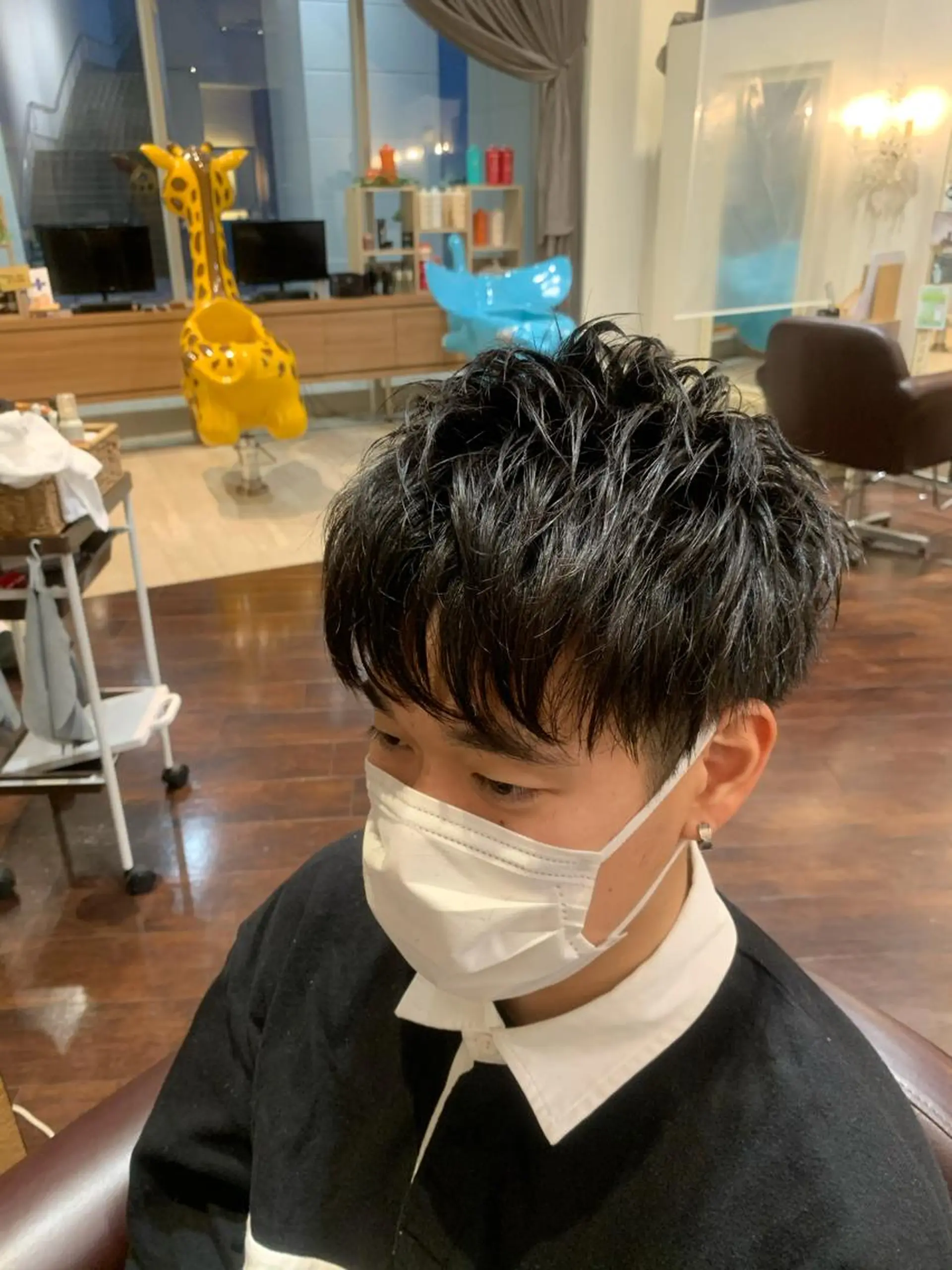 パーマ メンズ メンズパーマ ヘアカラー トリートメント 髪質改善/縮毛矯正 齊藤謙介のヘアスタイル