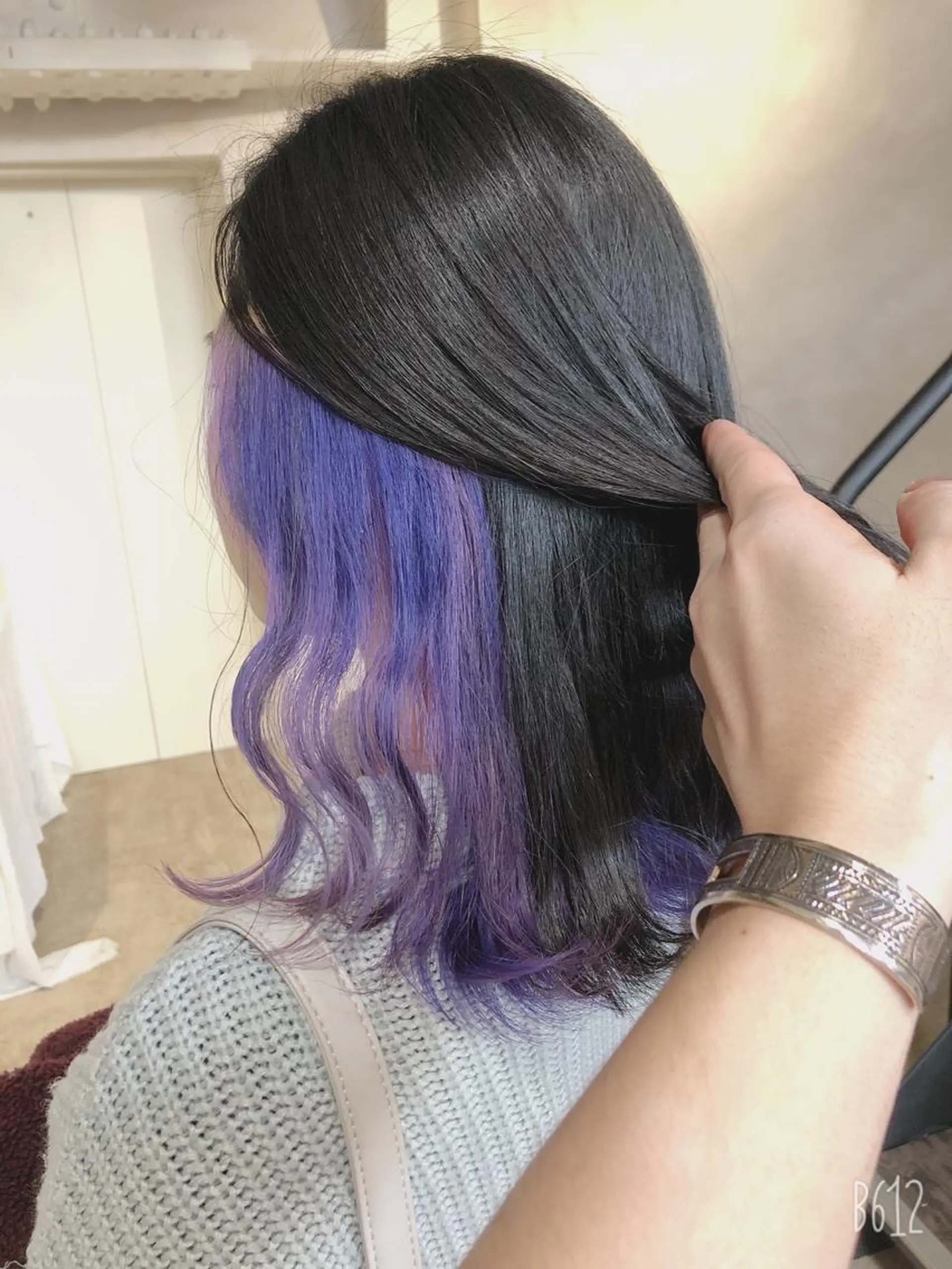 ミディアム カラー イヤリングカラー インナーカラー ヘアカラー ALLY（アリー）所属・ミニモお気に入り数 No.1宍戸雄弥のヘアスタイル