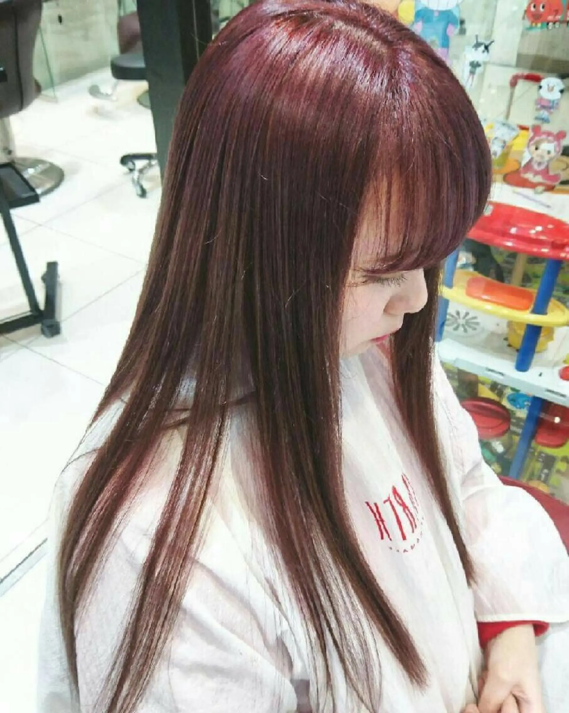 カラー ロング トリートメント 平川 直子のヘアスタイル