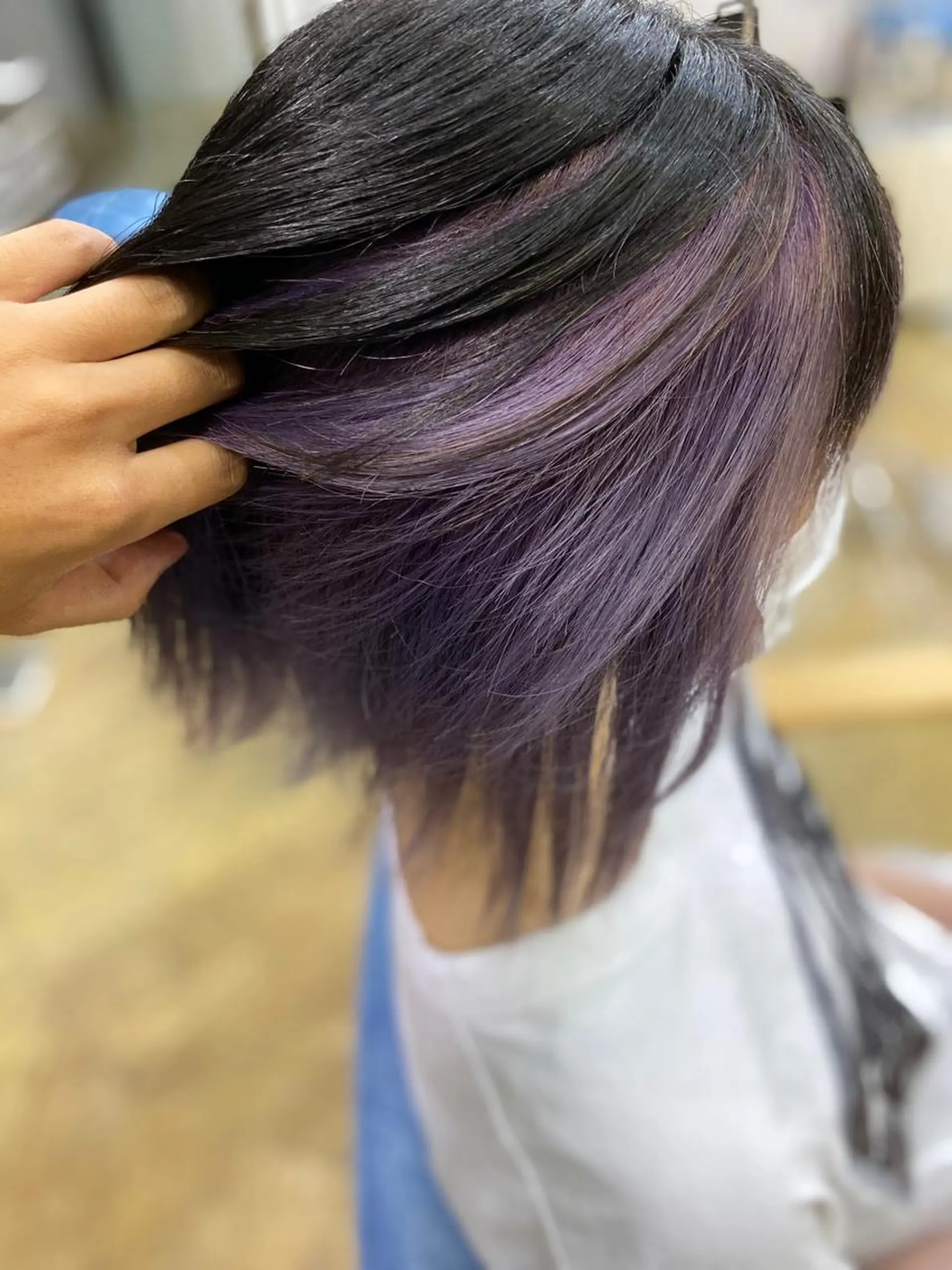ショート カラー インナーカラー バイオレットカラー 松井 敬太郎のヘアスタイル