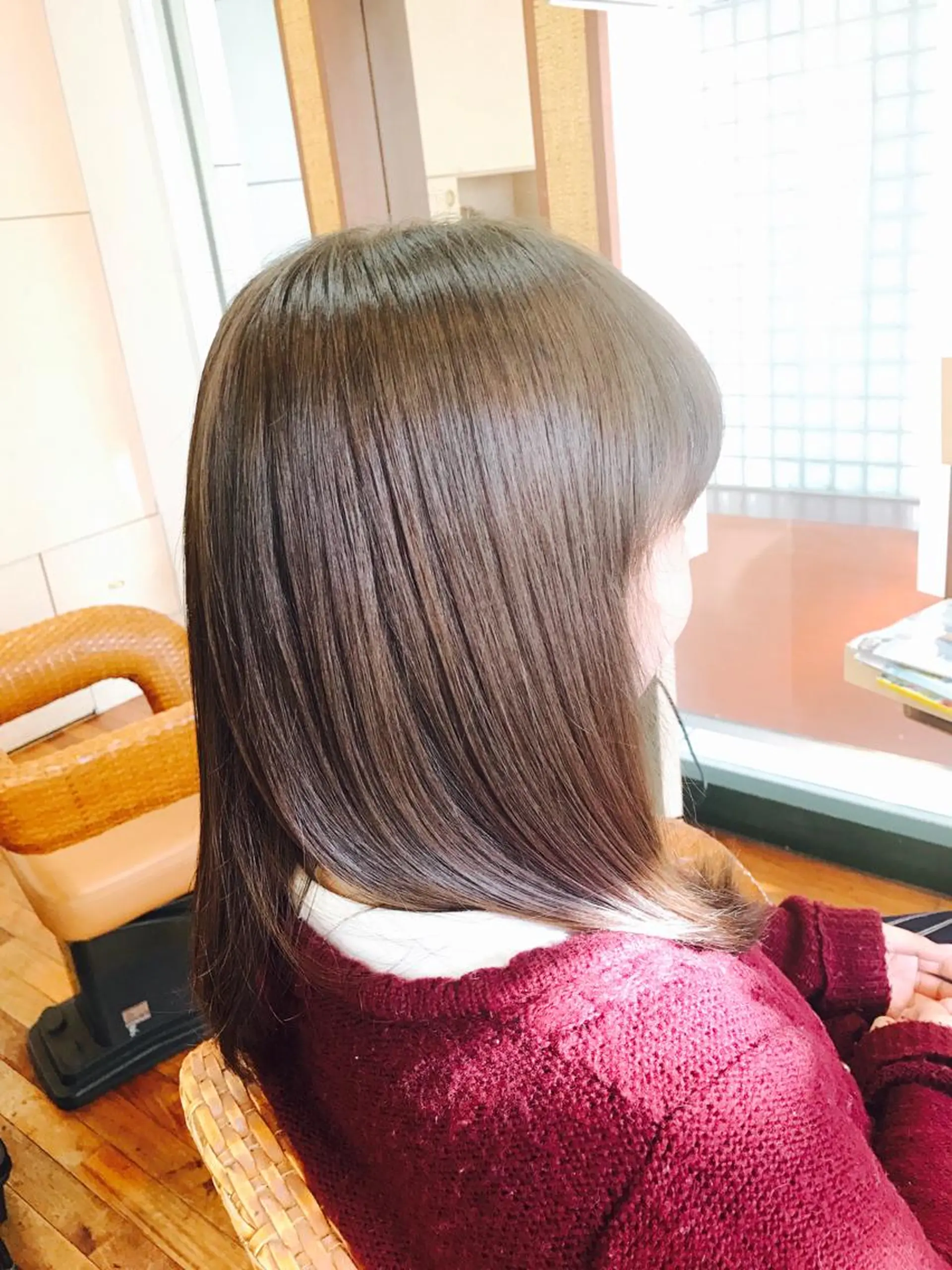 ミディアム カラー ブルーカラー ブルーグレー ブルーグレージュ 透明感カラー グレージュ PANOLA所属・加藤 理沙のヘアスタイル