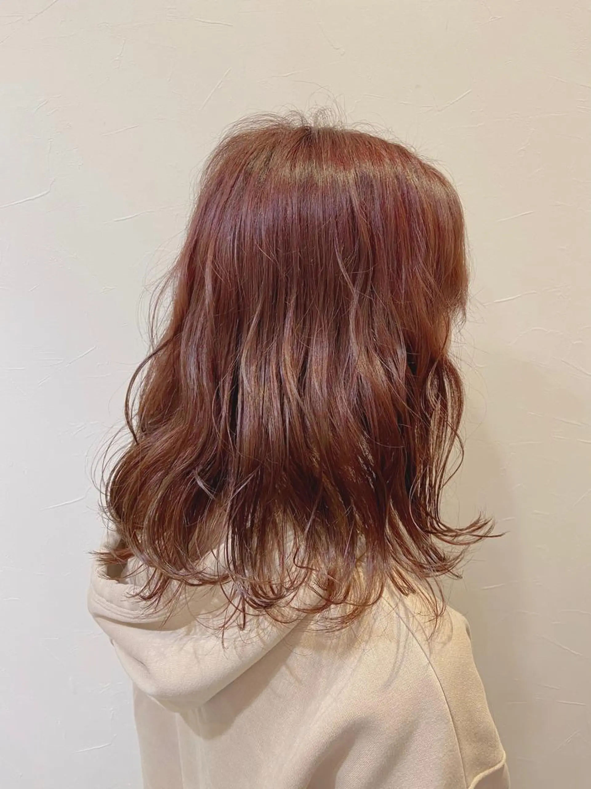 セミロング カラー ブラウンカラー ピンクカラー ピンクブラウン カット ヘアカラー Total beauty Noalo所属・Total beau ty  Noaloのエステ・リラクイメージ