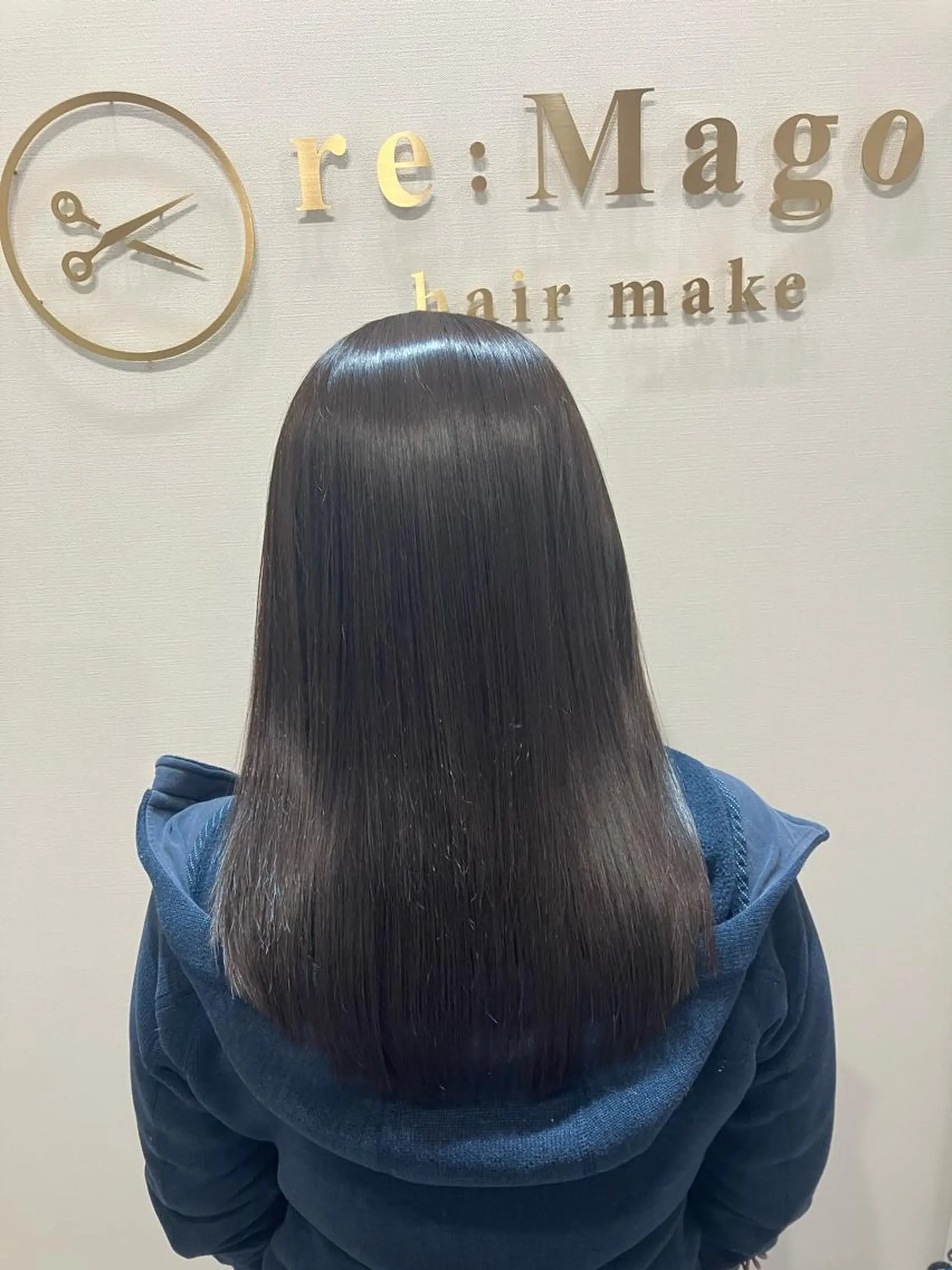 セミロング カラー ヘアアレンジ キッズ カット ヘアカラー トリートメント 関内 髪質改善 特化 re:Magoのヘアスタイル