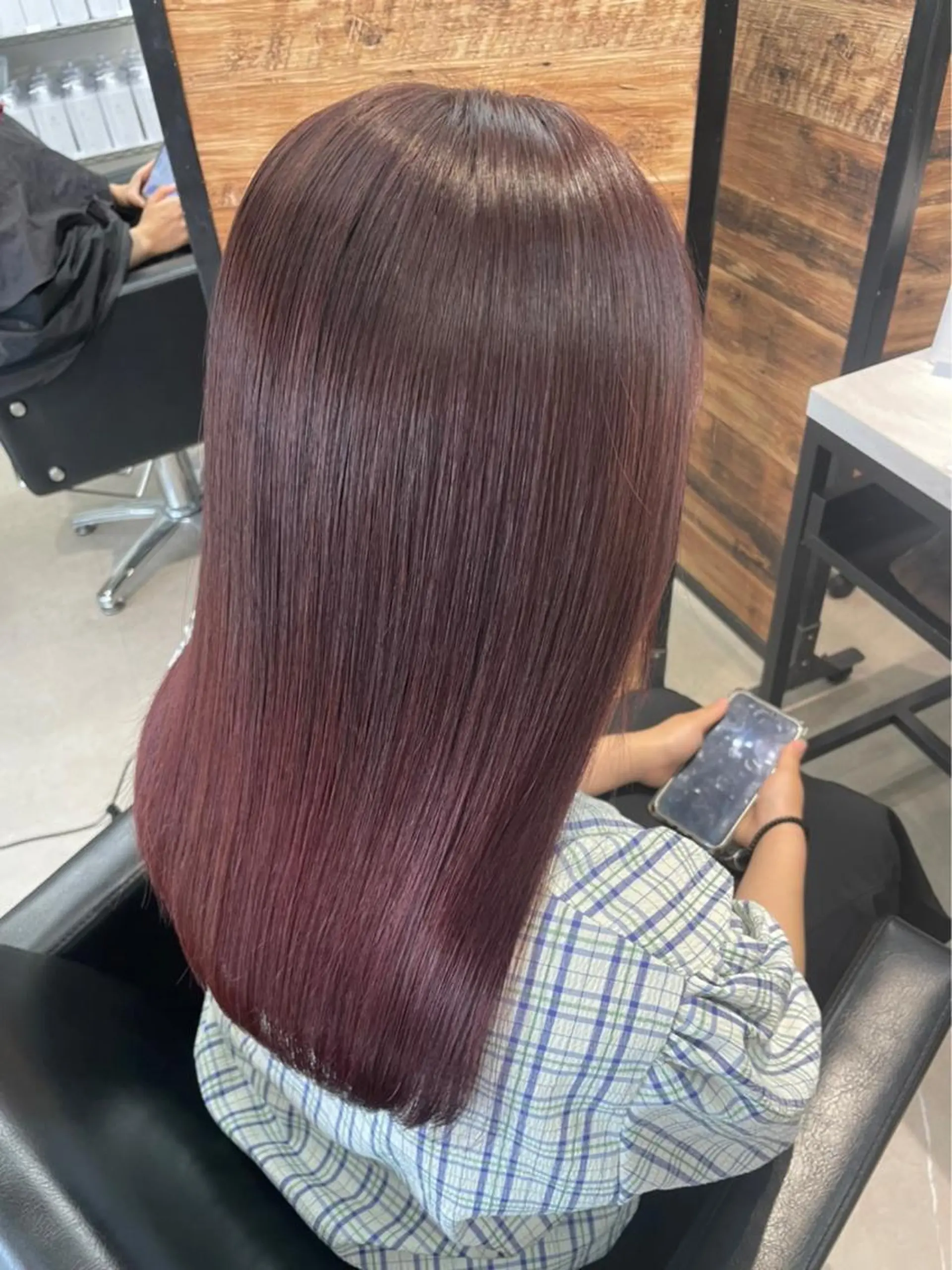 ロング カラー アディクシーカラー ベージュカラー ブリーチ イルミナカラー ラベンダーカラー ヘアカラー トリートメント PARK.なんば本店 ミルボンAujua認定サロン[パーク]所属・辻優太/ハイトーン/ デザインカラー🥀のヘアスタイル