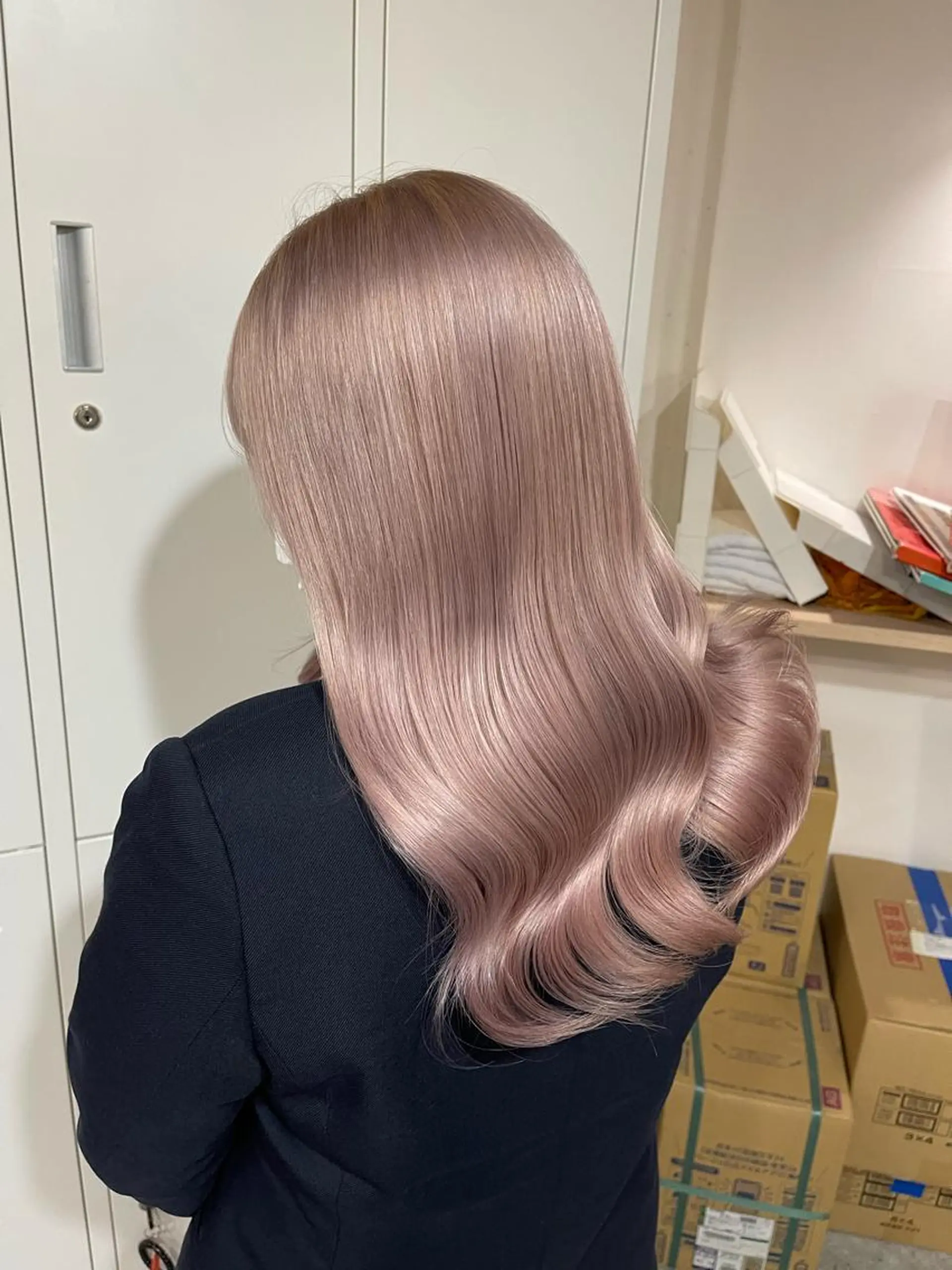ミディアム カラー ブリーチ ピンクカラー ホワイトピンク ✂️大門 巧✂️ LAFF難波店のヘアスタイル