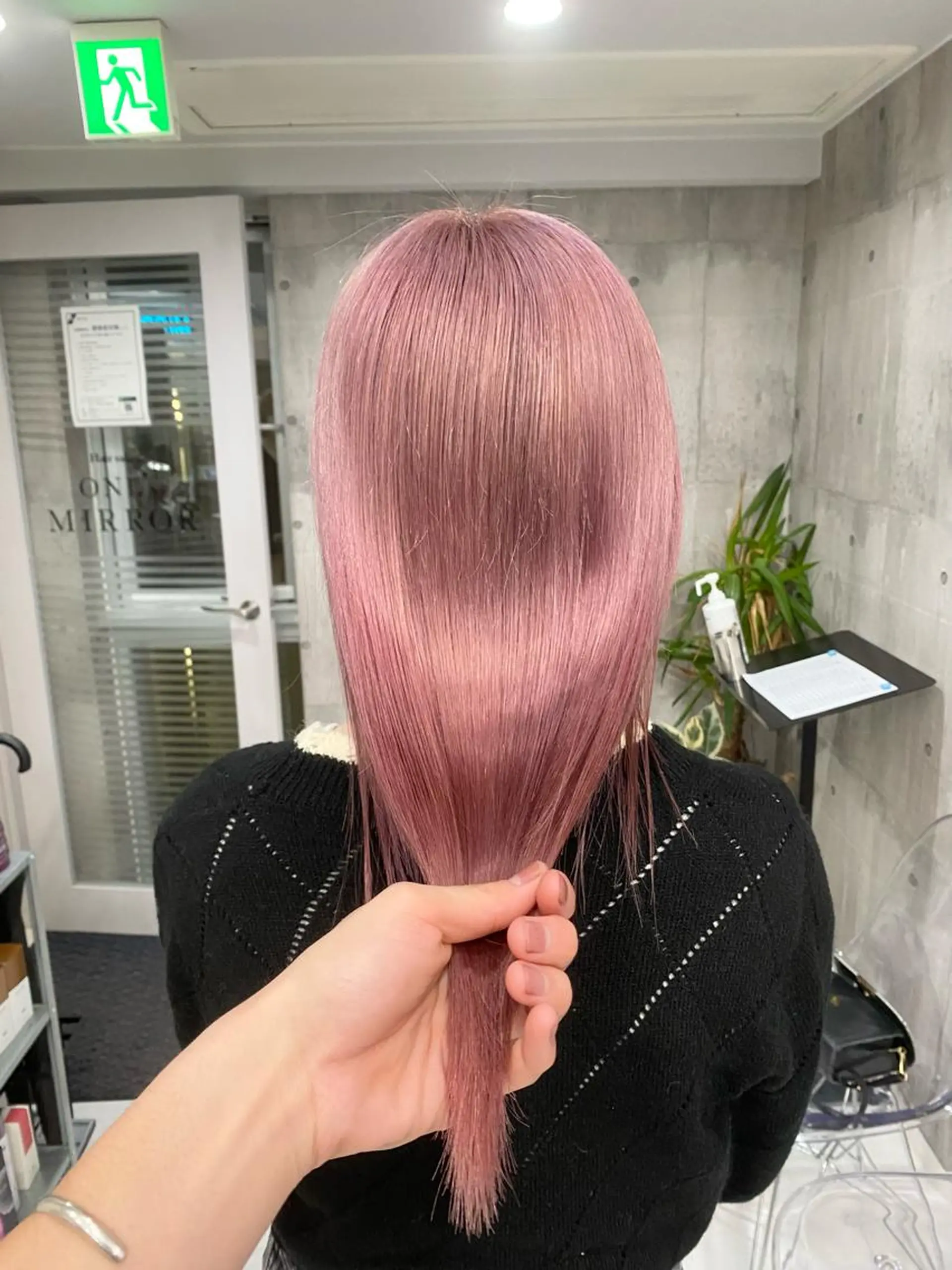 セミロング ヘアカラー トリートメント ヘアセット メンズカット/波巻き TAKUMAのヘアスタイル
