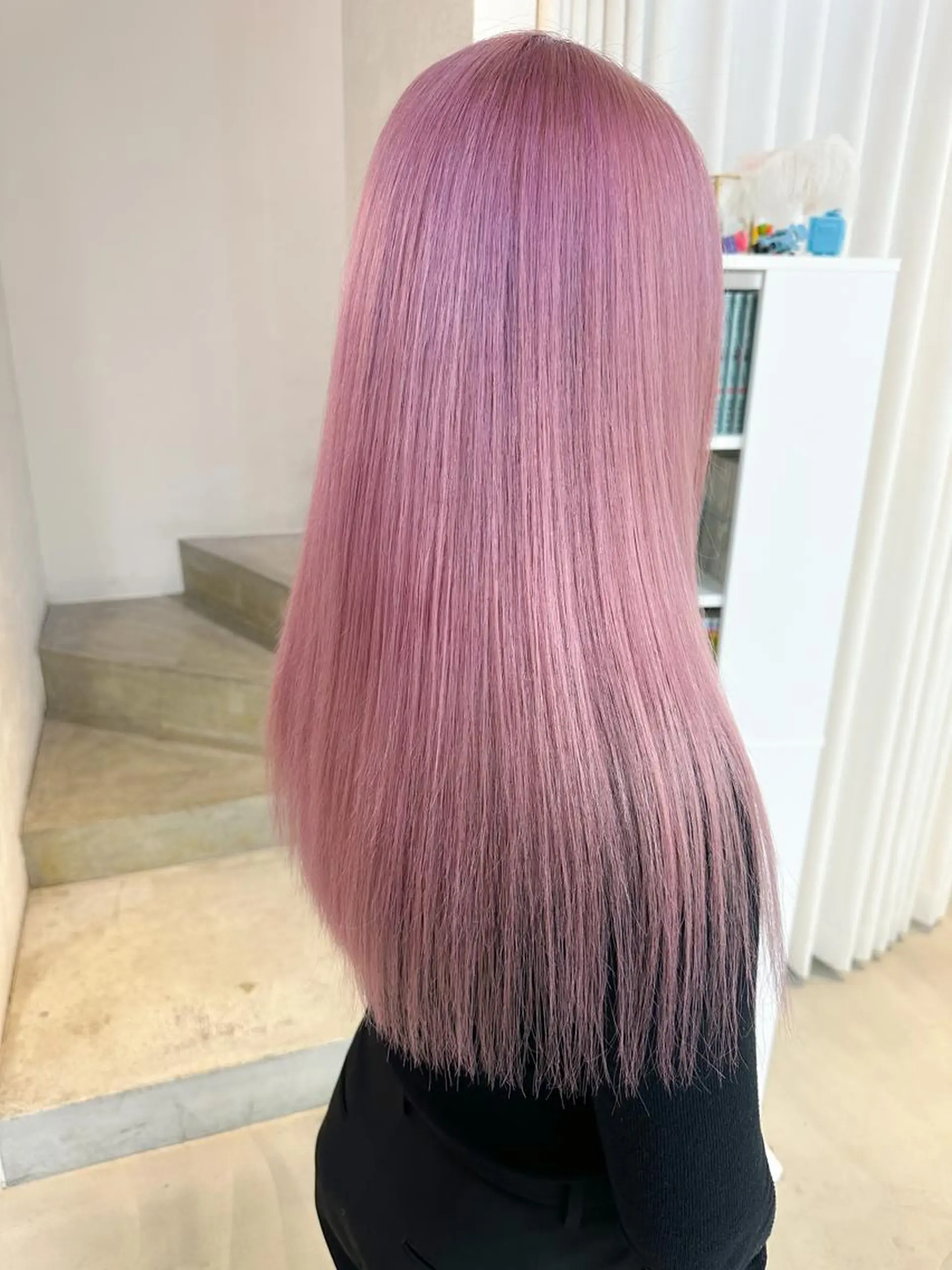 ロング カラー ベージュカラー ブリーチ エドルカラー イルミナカラー ピンクカラー カット ヘアカラー BOX mico.のヘアスタイル