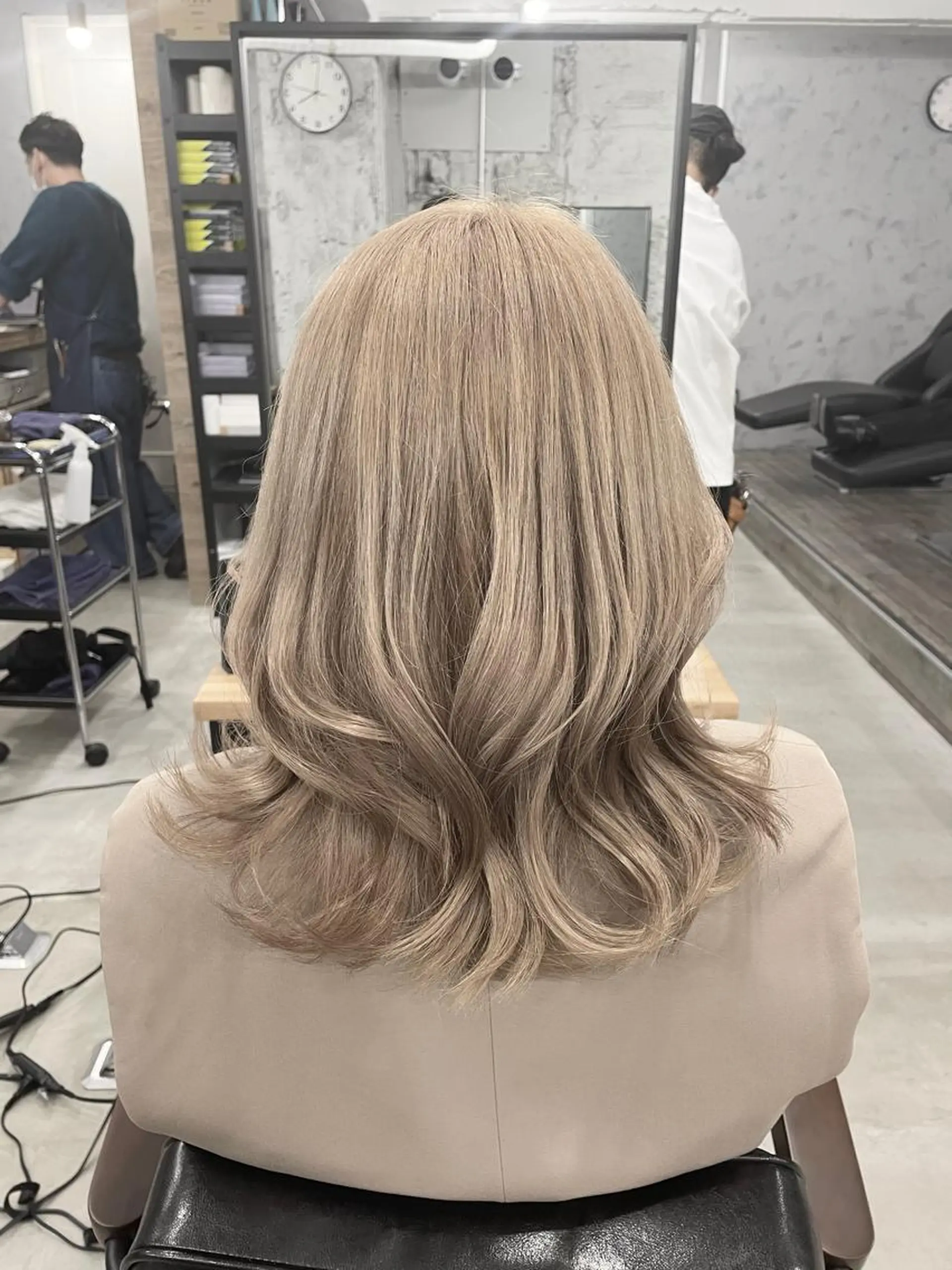 ミディアム カット ヘアカラー トリートメント MICO hair所属・MICO hairのヘアスタイル
