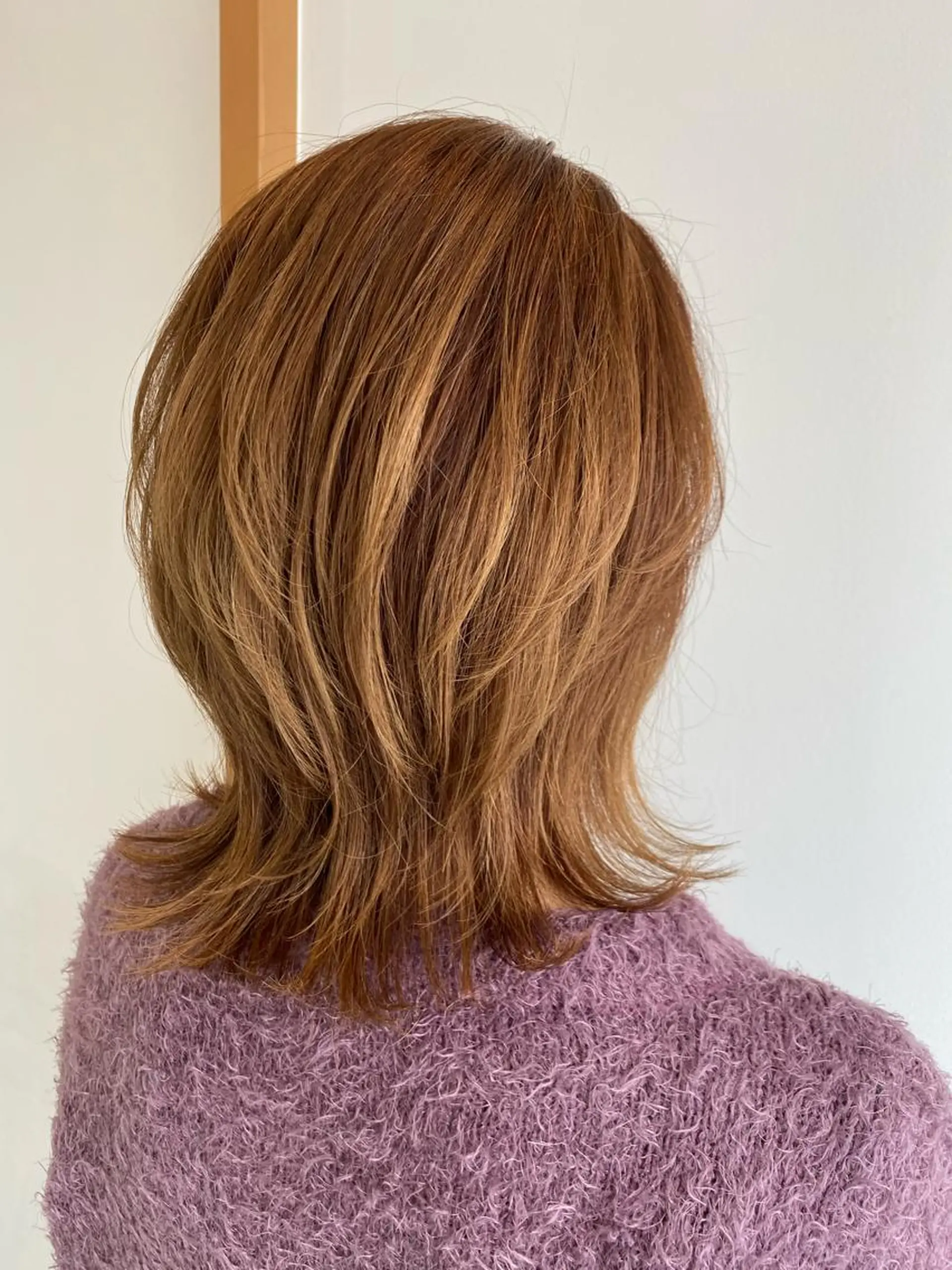 セミロング ホリイ ハルカのヘアスタイル