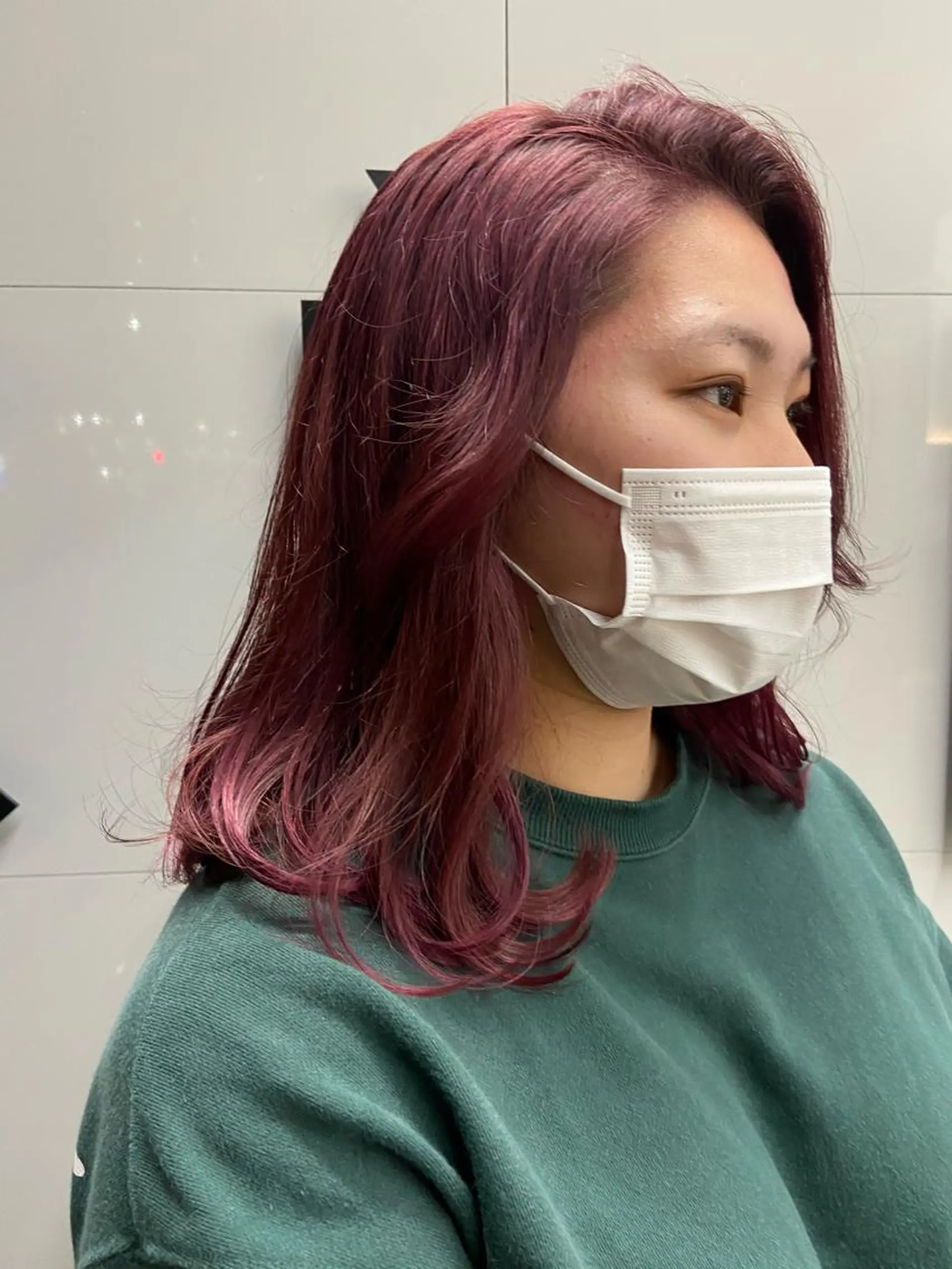 セミロング 淺谷 美紀のヘアスタイル