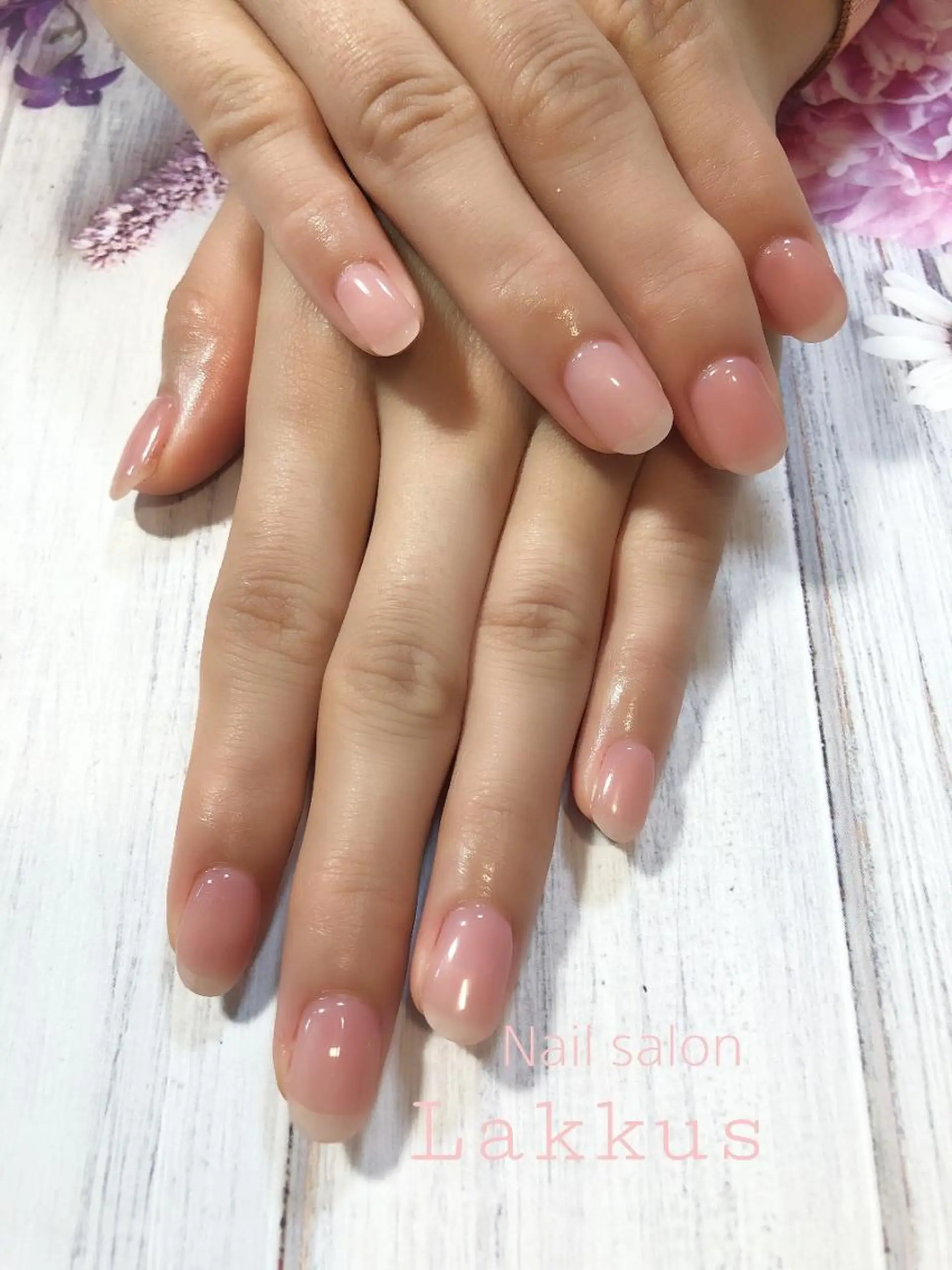 ネイル Lakkus T－Mのネイルデザイン