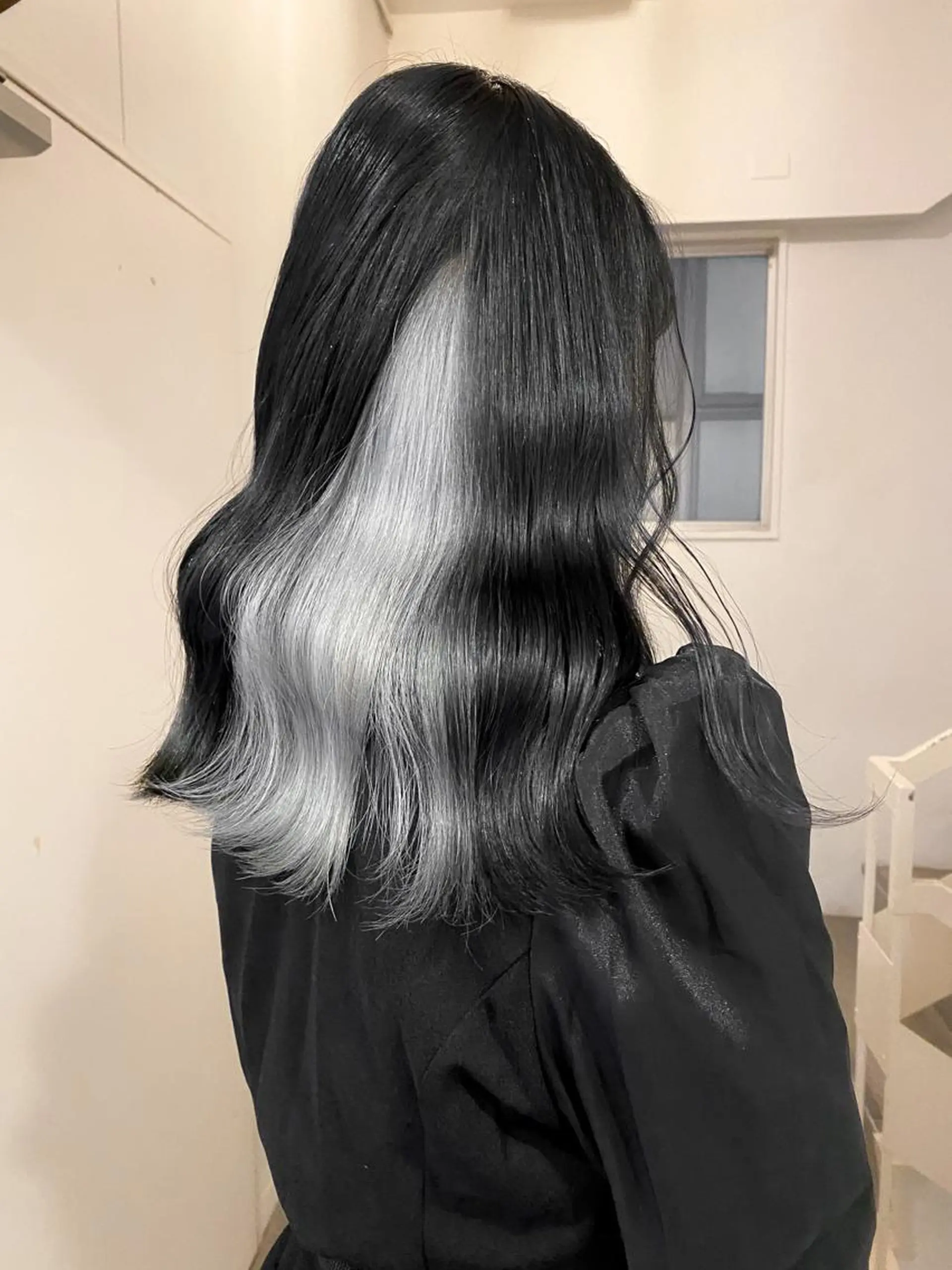 ロング カラー ハイトーンカラー ⭐️NAZUNAのヘアスタイル