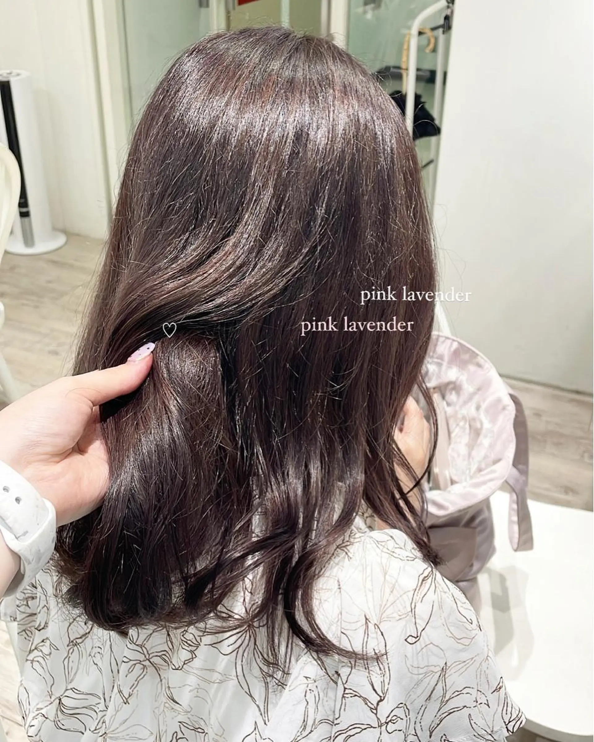 ロング カラー パーマ ヘアアレンジ キッズ ネイル マツエク・マツパ アイブロウ himawari♡ 柔らかいカラーのヘアスタイル