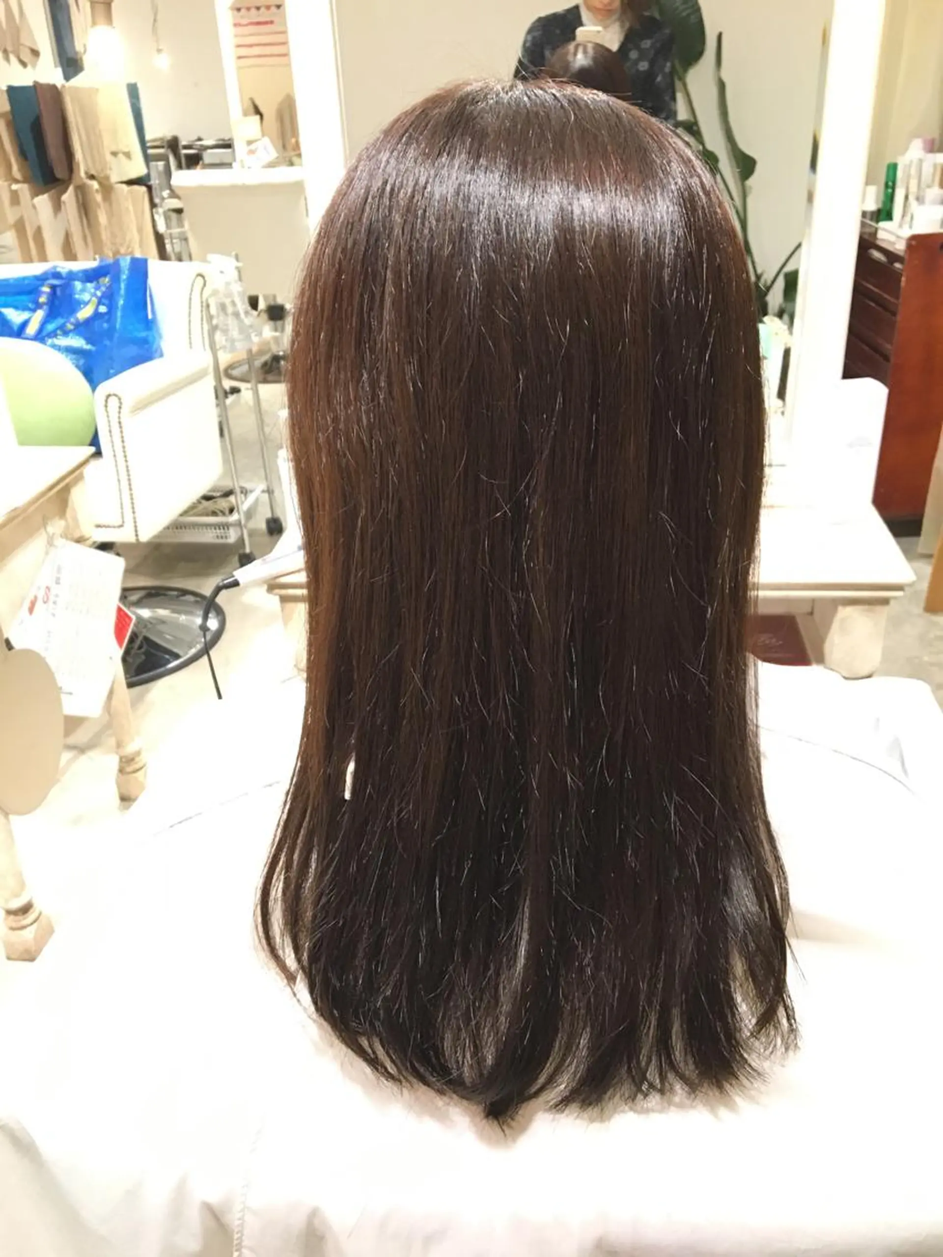 セミロング カラー アッシュ アッシュブラウン ブラウンカラー 顔周りデザイン/ ママ美容師/濱ほのかのヘアスタイル