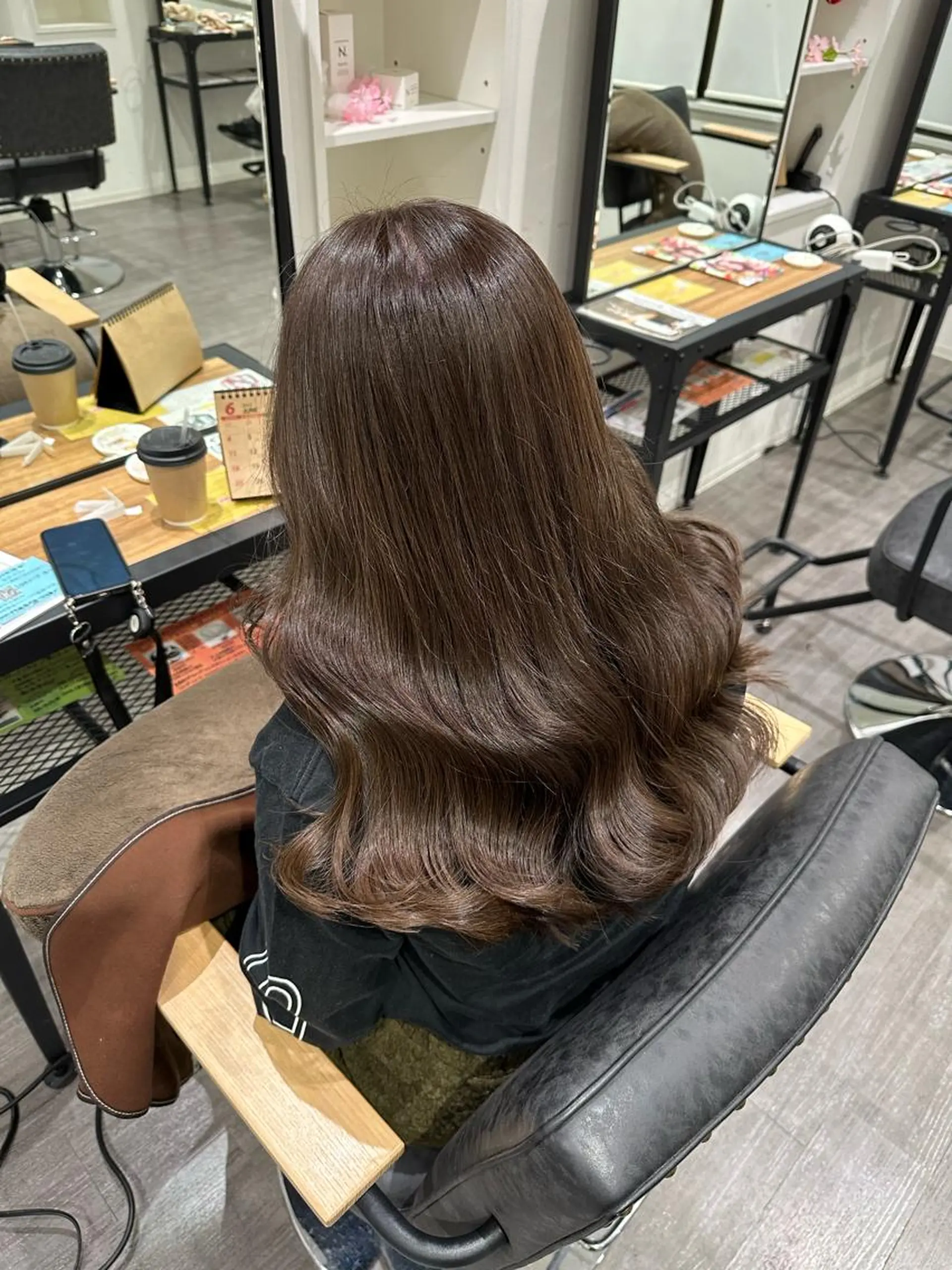 ロング カラー アッシュ ラベンダーカラー カット トリートメント 上田 紗也のヘアスタイル