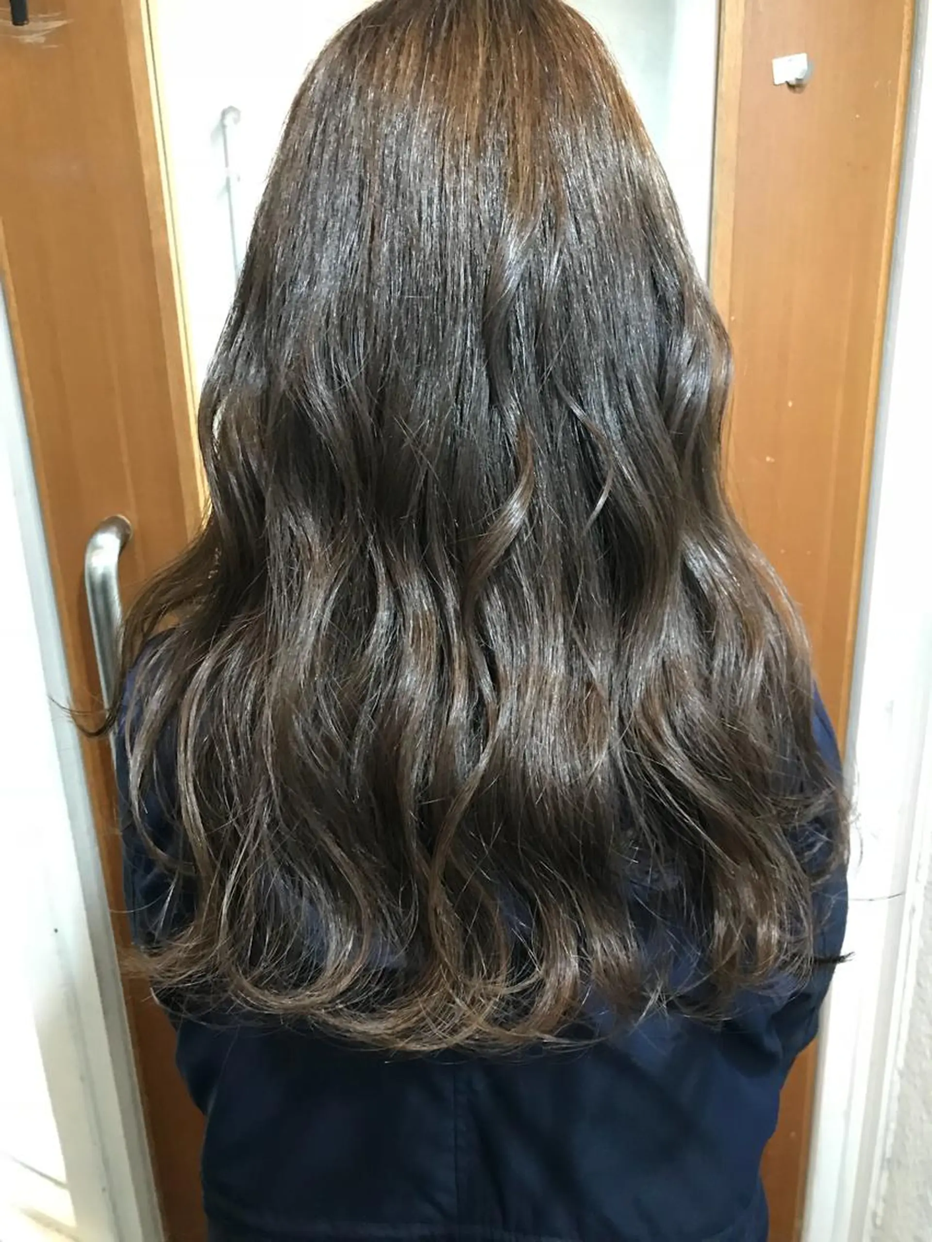 ロング ヘアカラー トリートメント 山本 みきのヘアスタイル