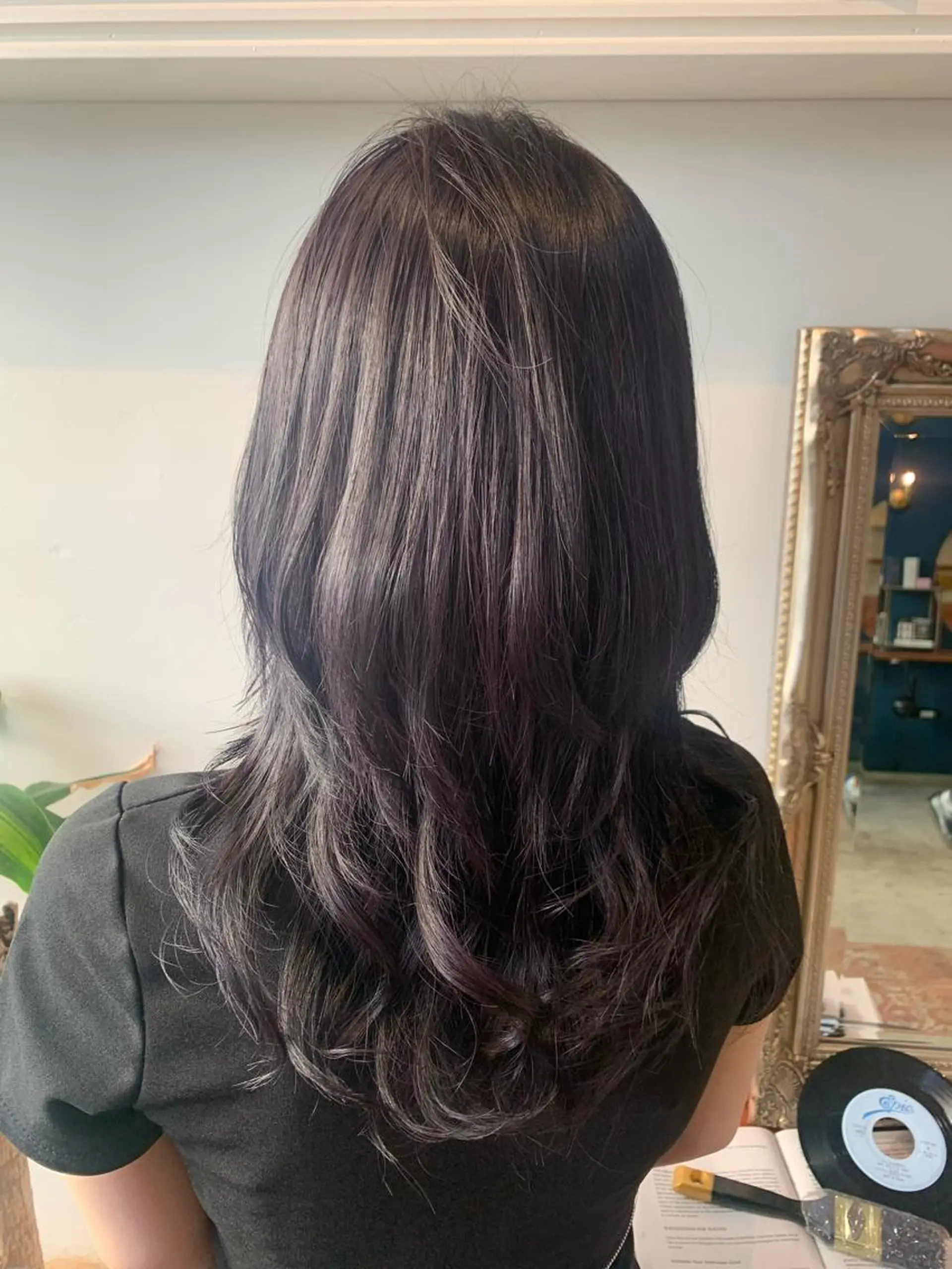 セミロング ヘアカラー トリートメント ヘッドスパ ヘアセット 山口 竣也のヘアスタイル