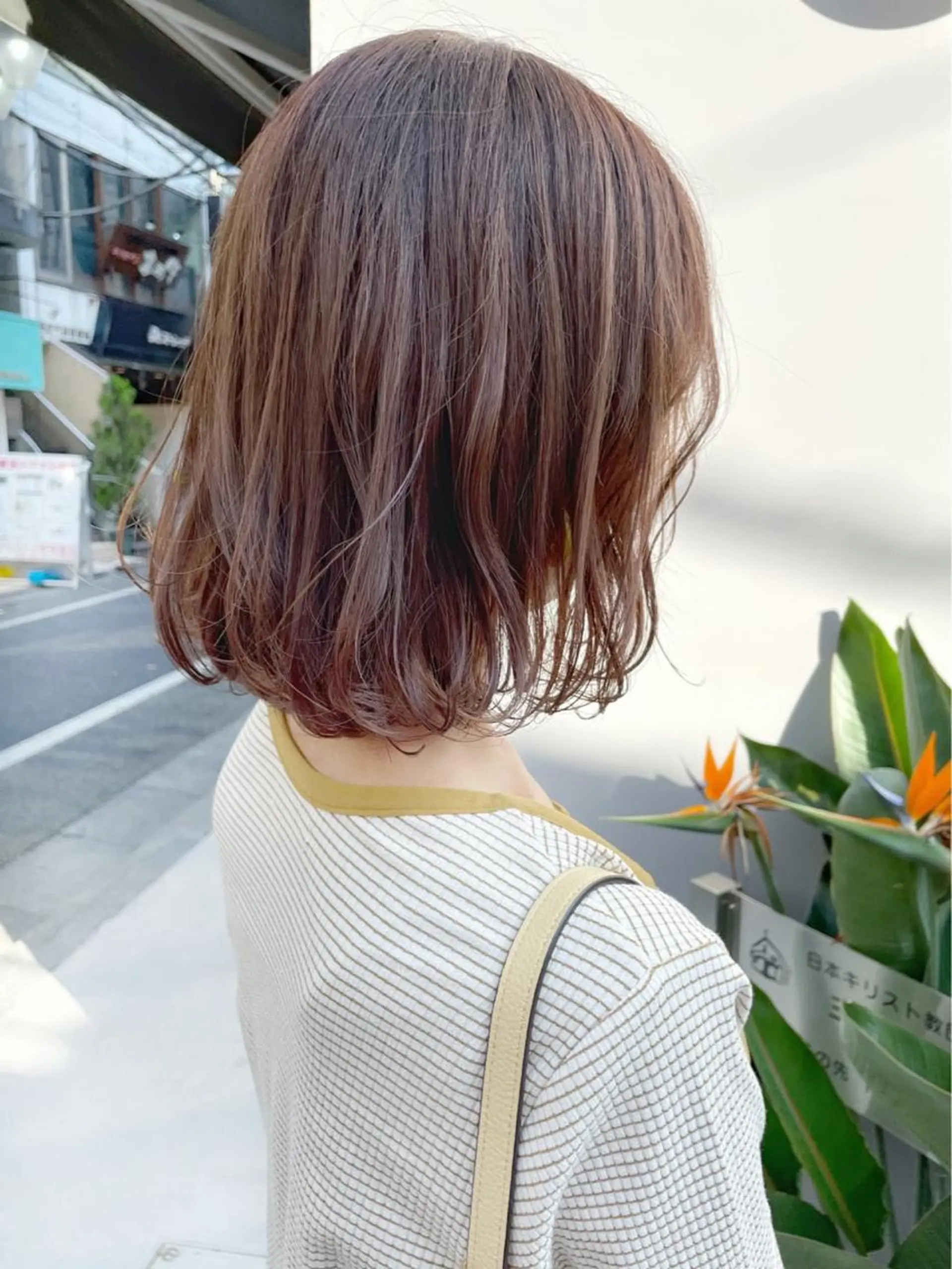 ミディアム カラー ベージュカラー カット ヘアカラー HIROKI ” stylistのヘアスタイル