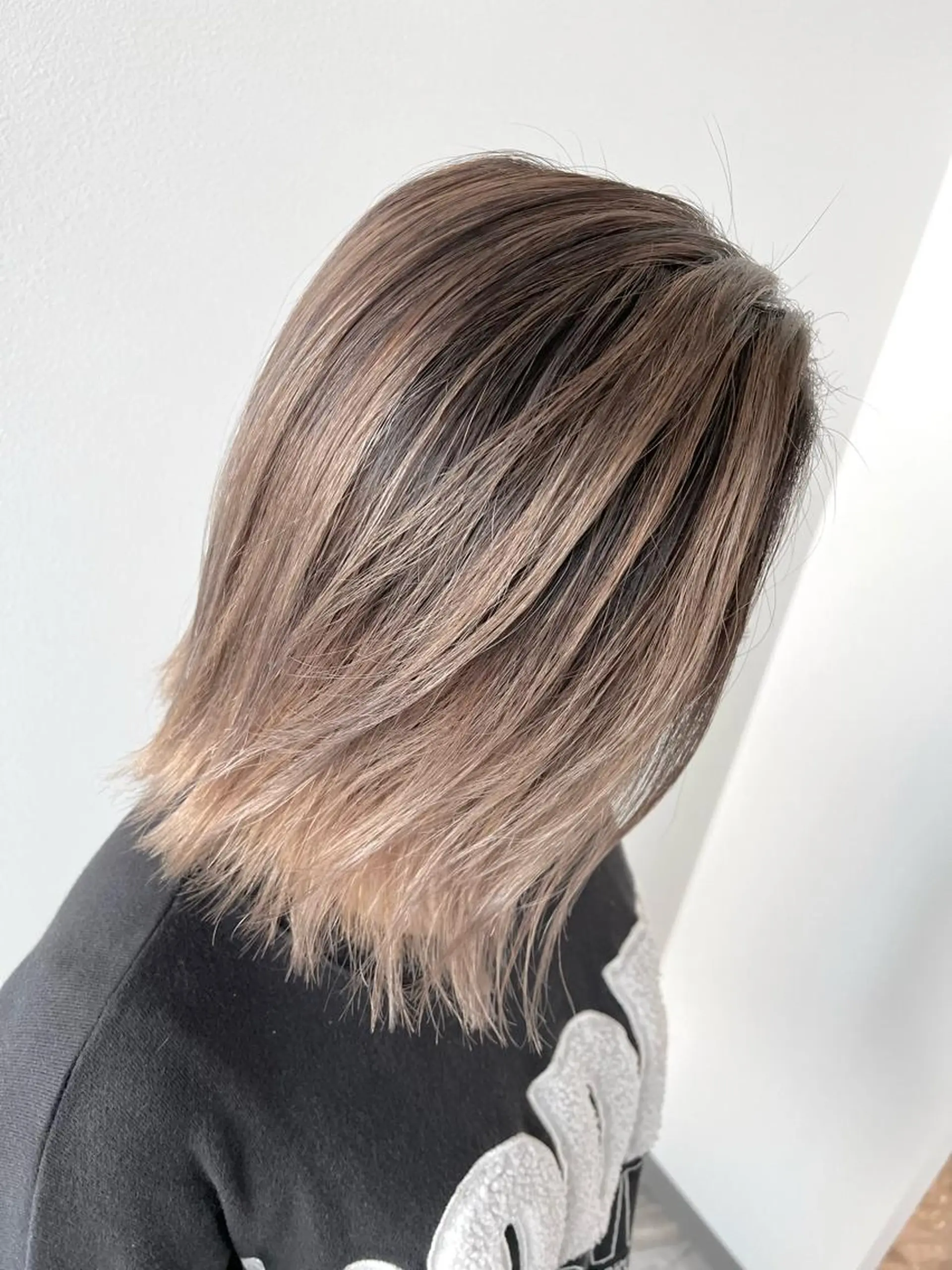ショート 切りっぱなしボブ ボブ ハイライト レイヤーカット 縮毛矯正 ヘアカラー ブリーチ毛に縮毛矯正 ✨カラー✨山田 正幸のヘアスタイル