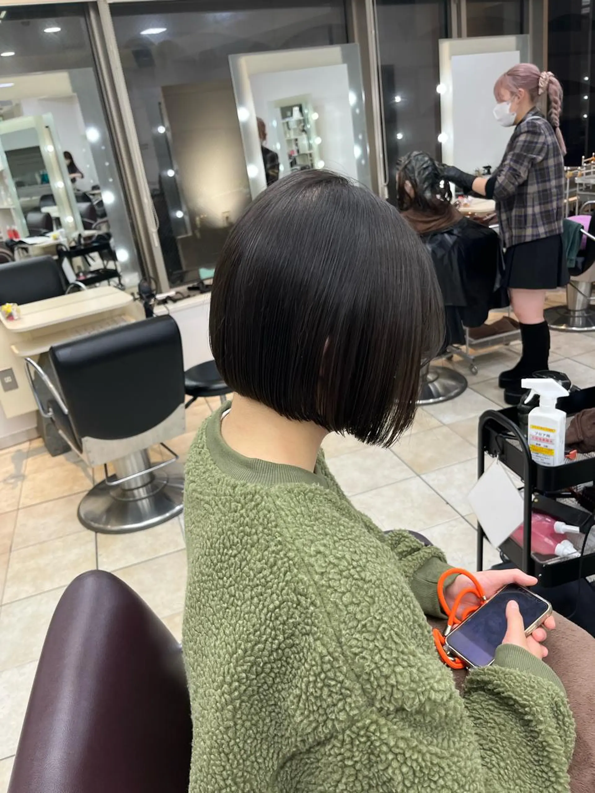 ショート 前下がりボブ ボブ MITSUKI🤍 モテ髪×韓国レイヤーのヘアスタイル
