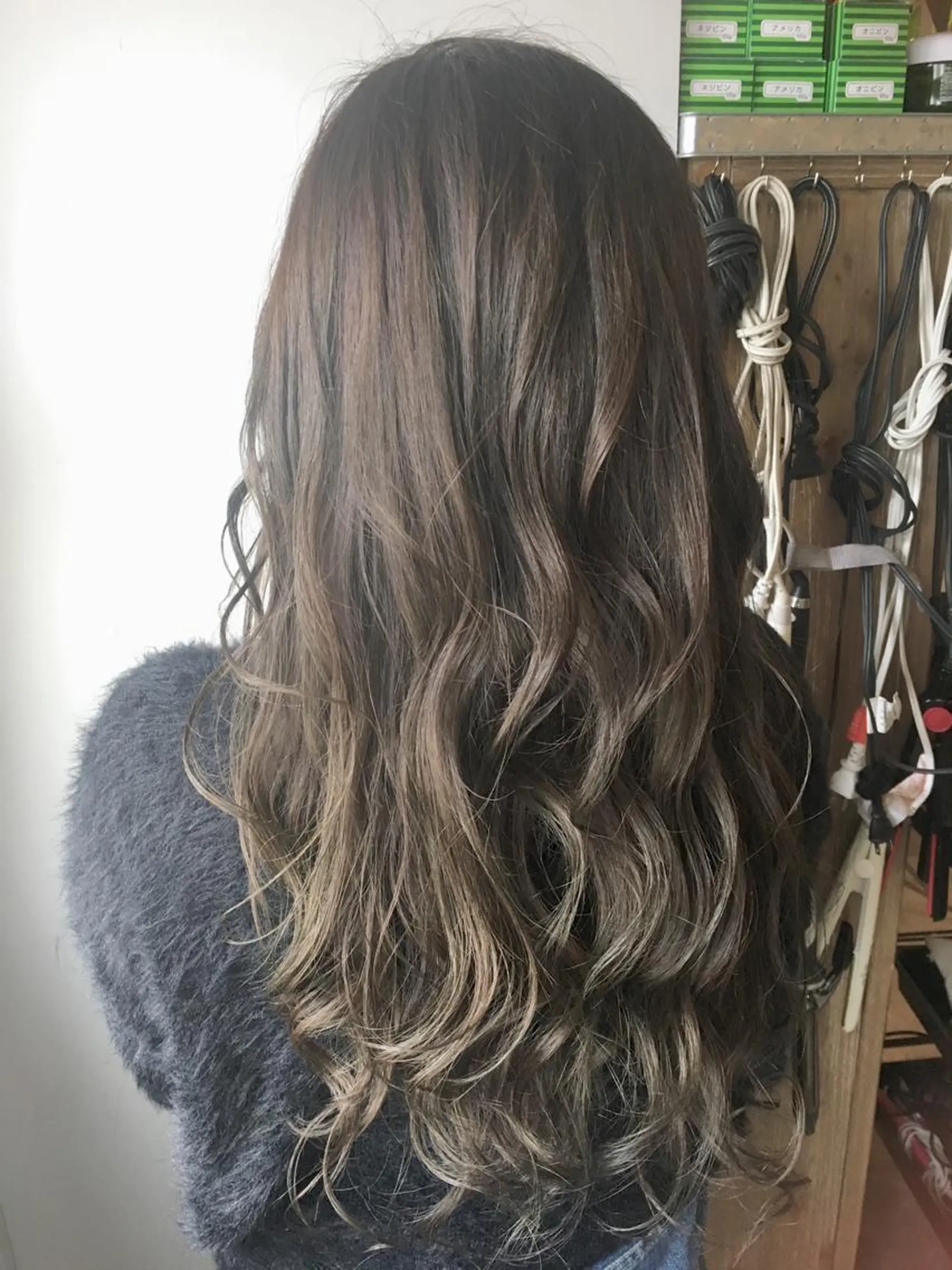 ロング カラー アッシュ ブリーチ ブリーチなしカラー lafith hair dope所属・[外国人風カラー] 田中健太のヘアスタイル