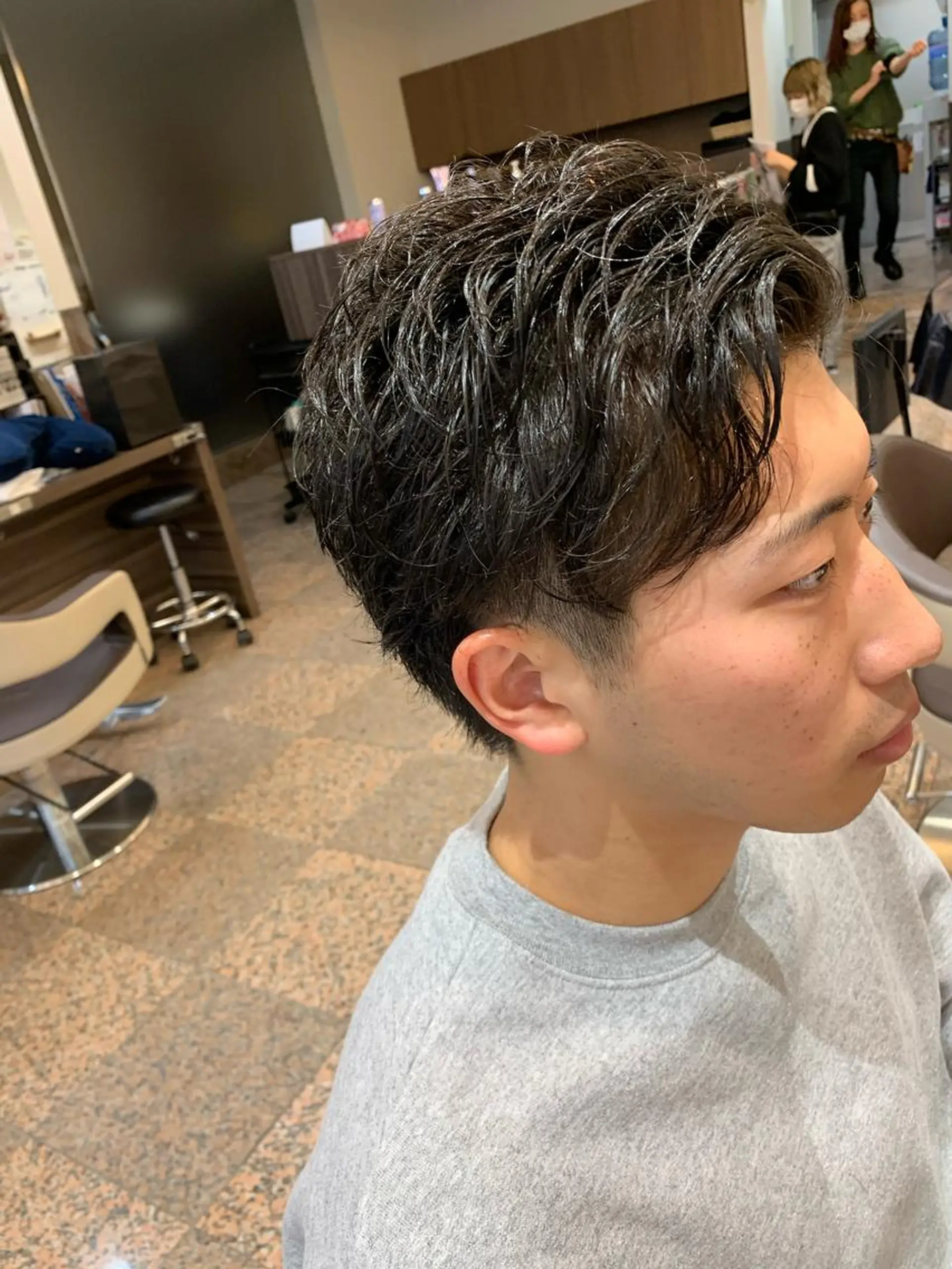 ショート パーマ メンズ マッシュ パーマ IwAsh中山所属・✂︎中山ブリーチ・ パーマ✂︎露木智也のヘアスタイル