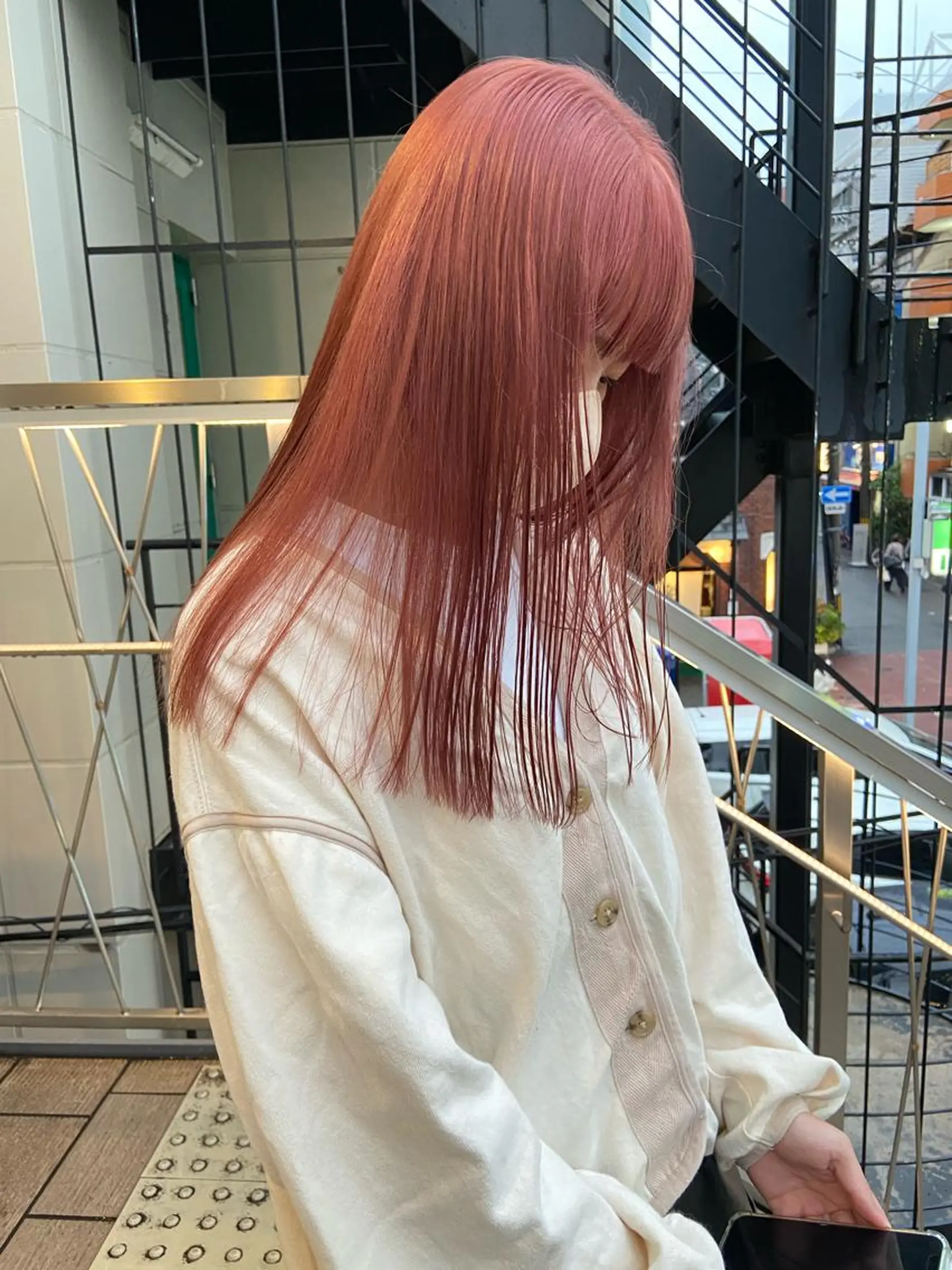 ロング カット ヘアカラー トリートメント ＨＩ ROのヘアスタイル