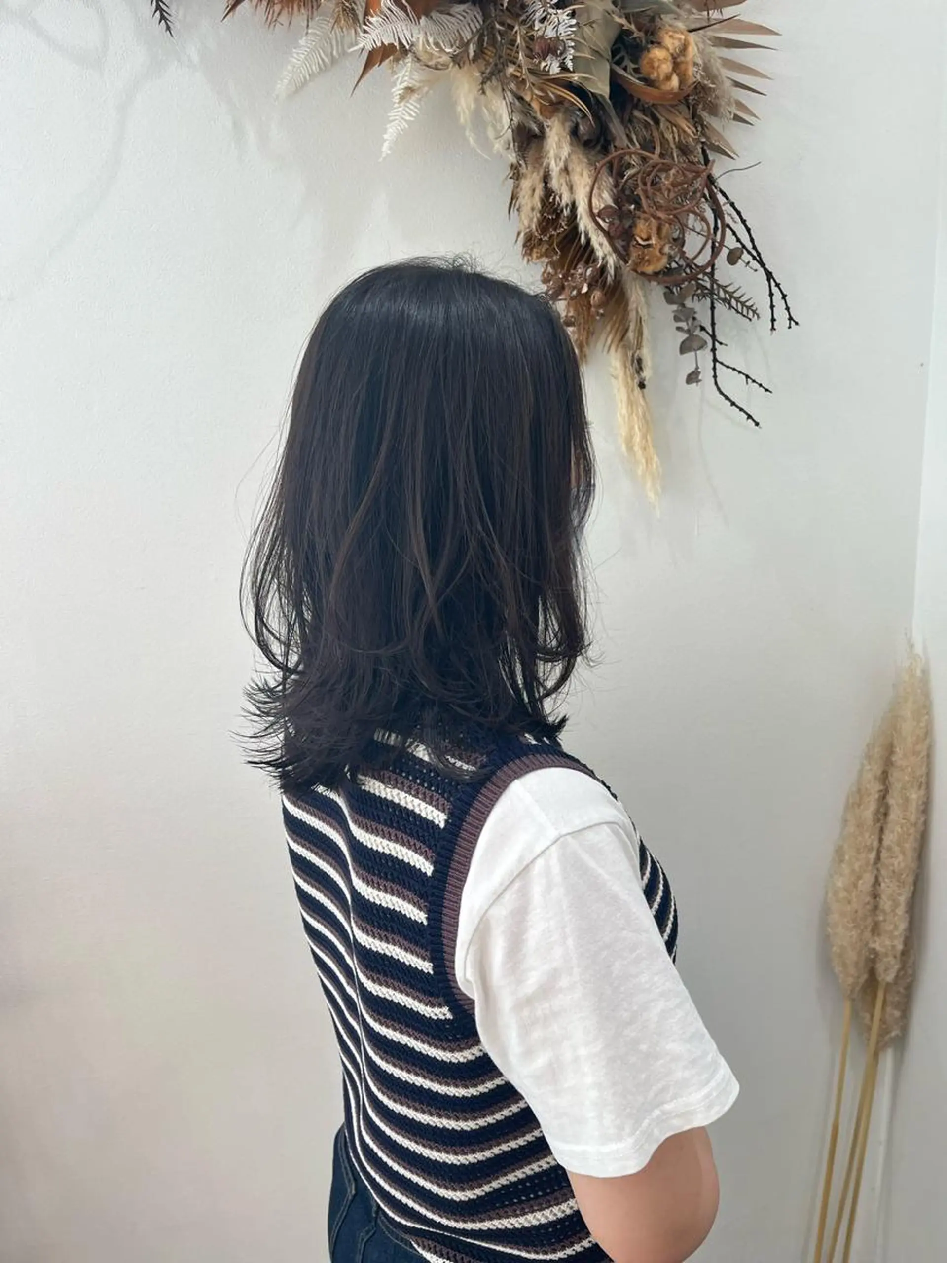セミロング レイヤーカット 松本 玲菜のヘアスタイル