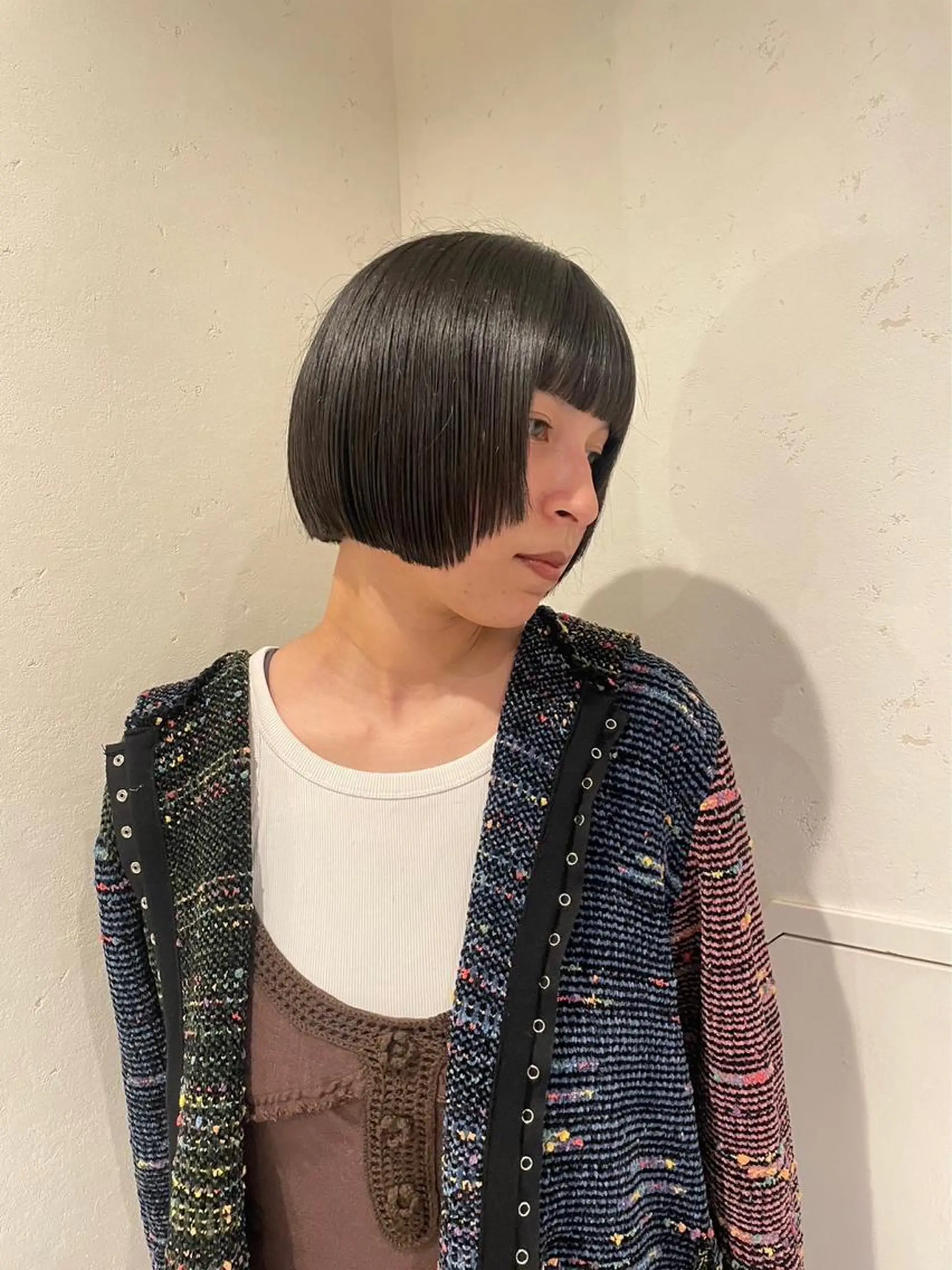 ミディアム カット 渋谷 留菜のヘアスタイル