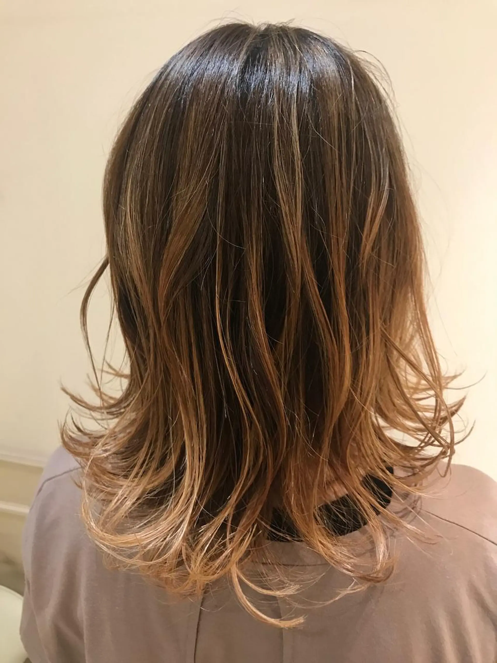 ミディアム カット ヘアカラー トリートメント ヘアセット ✨髪質改善特化サロン ✨グシユキヤ✨のヘアスタイル