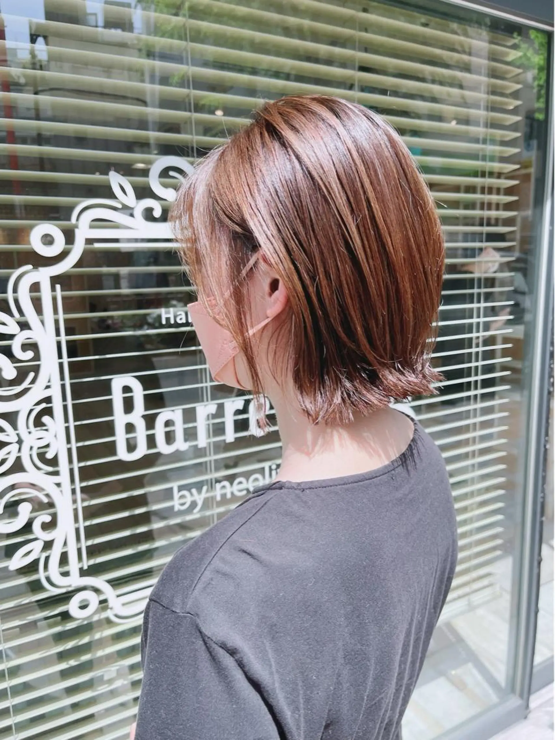 ショート カラー カット 馬場智哉 白髪ぼかしハイライトのヘアスタイル