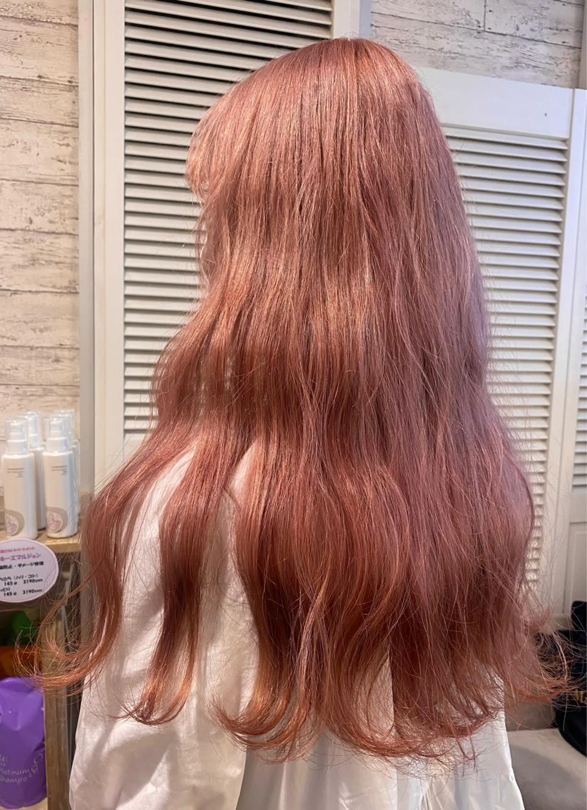 ロング カラー ブリーチ デザインカラー イヤリングカラー インナーカラー ピンクカラー 遠藤沙也加 /レイヤーカットのヘアスタイル