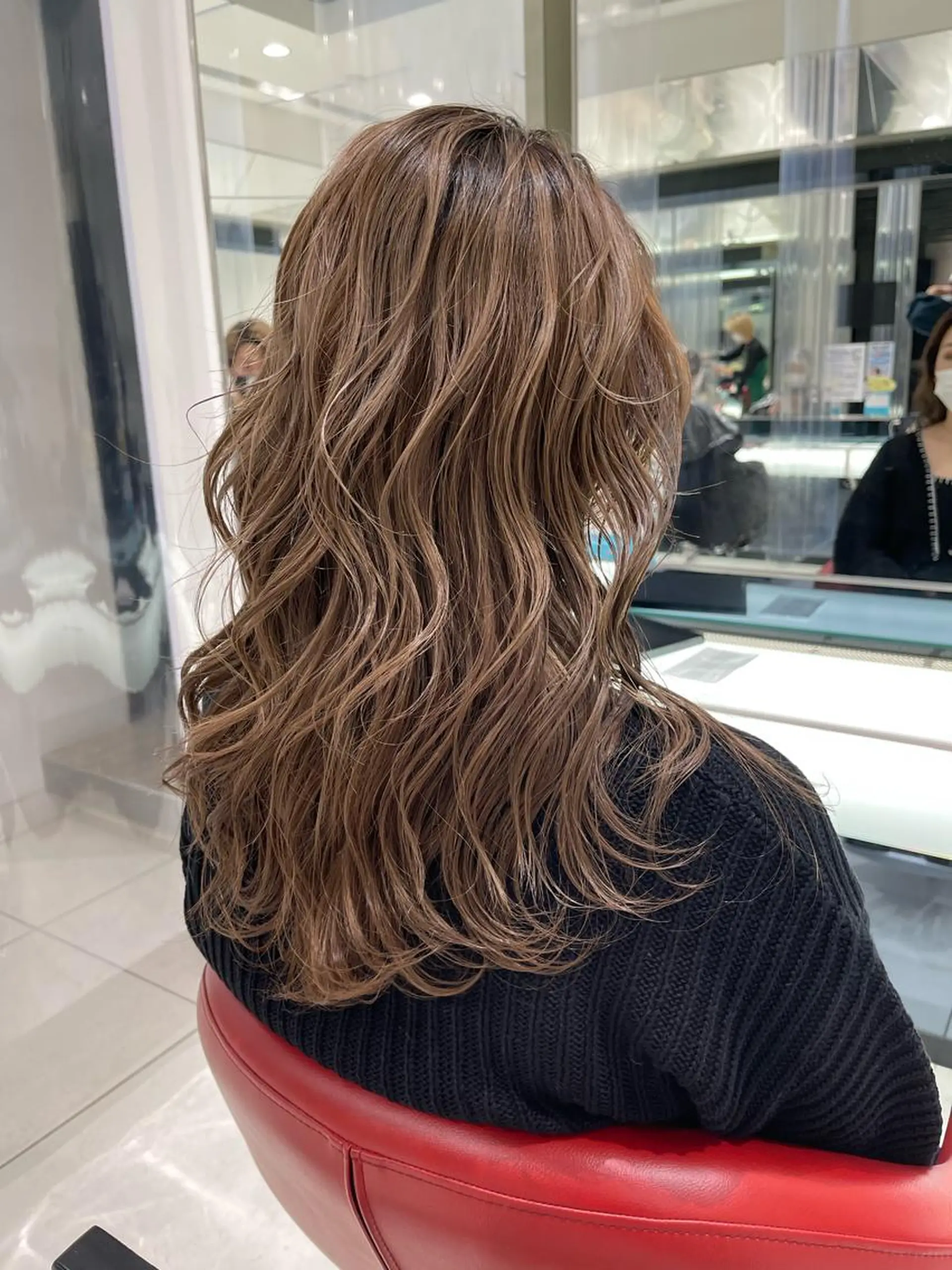 セミロング カラー ベージュカラー ミルクティーベージュ 阪本祥樹/ハイライト /バレイヤージュのヘアスタイル