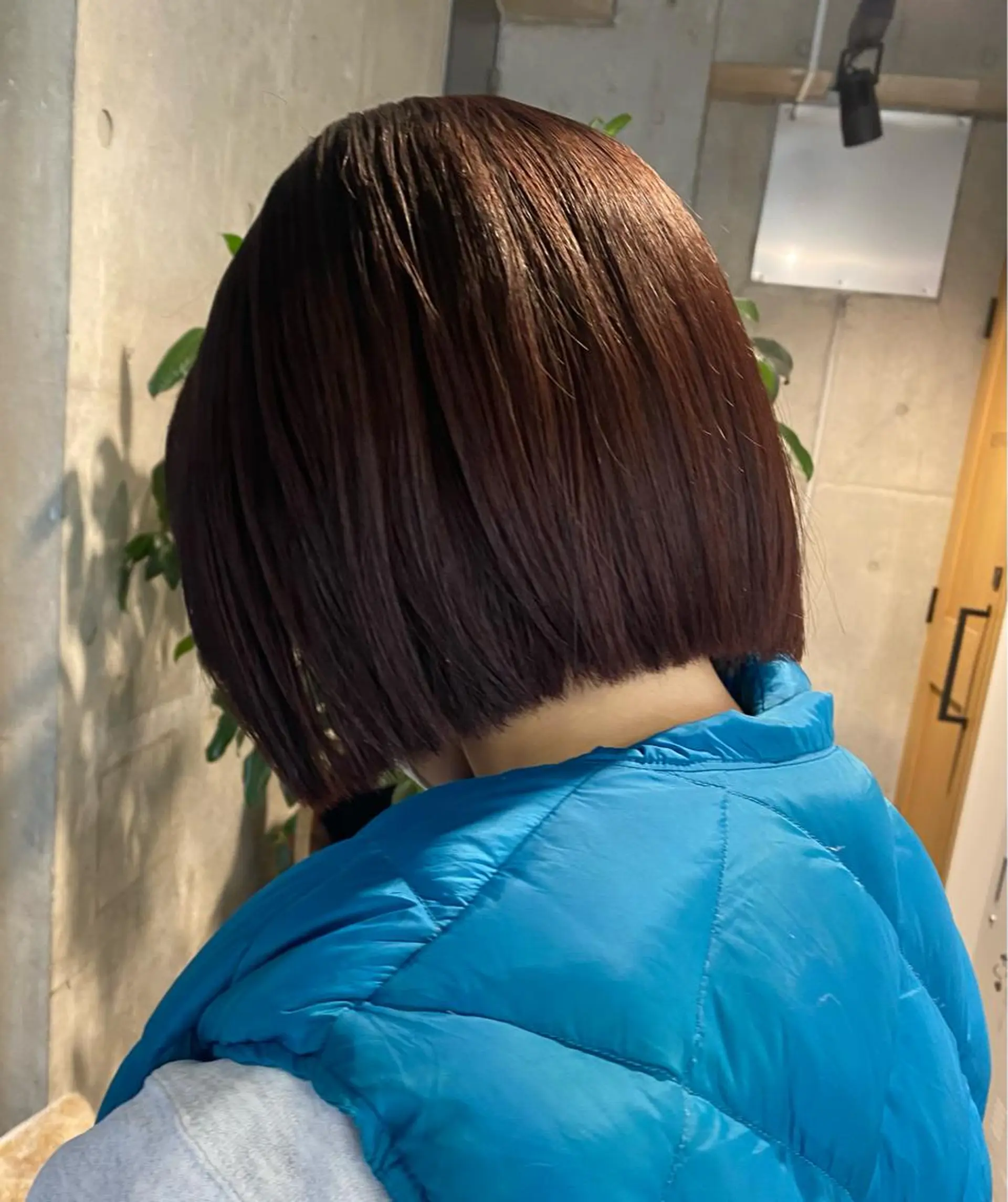 ショート カラー カット ヘアカラー Yahiko ハイトーンのヘアスタイル