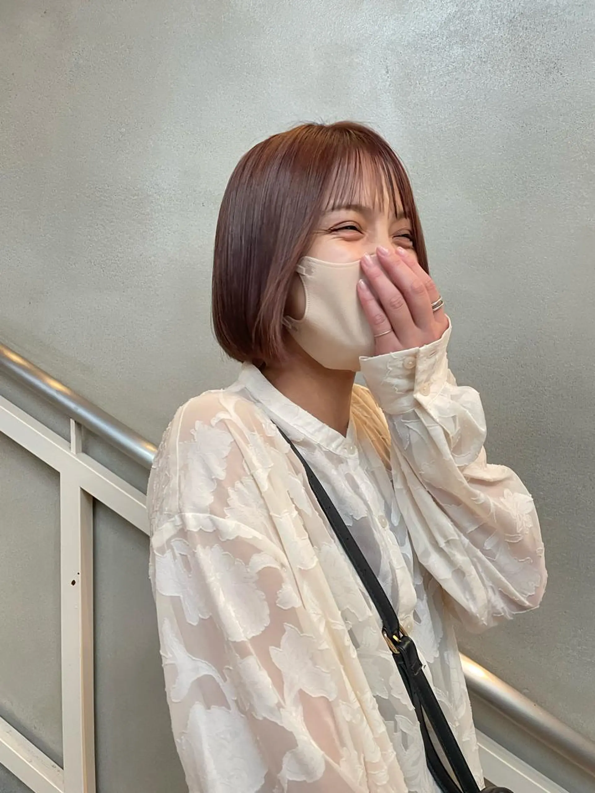 ショート カット 佐藤 永夏のヘアスタイル