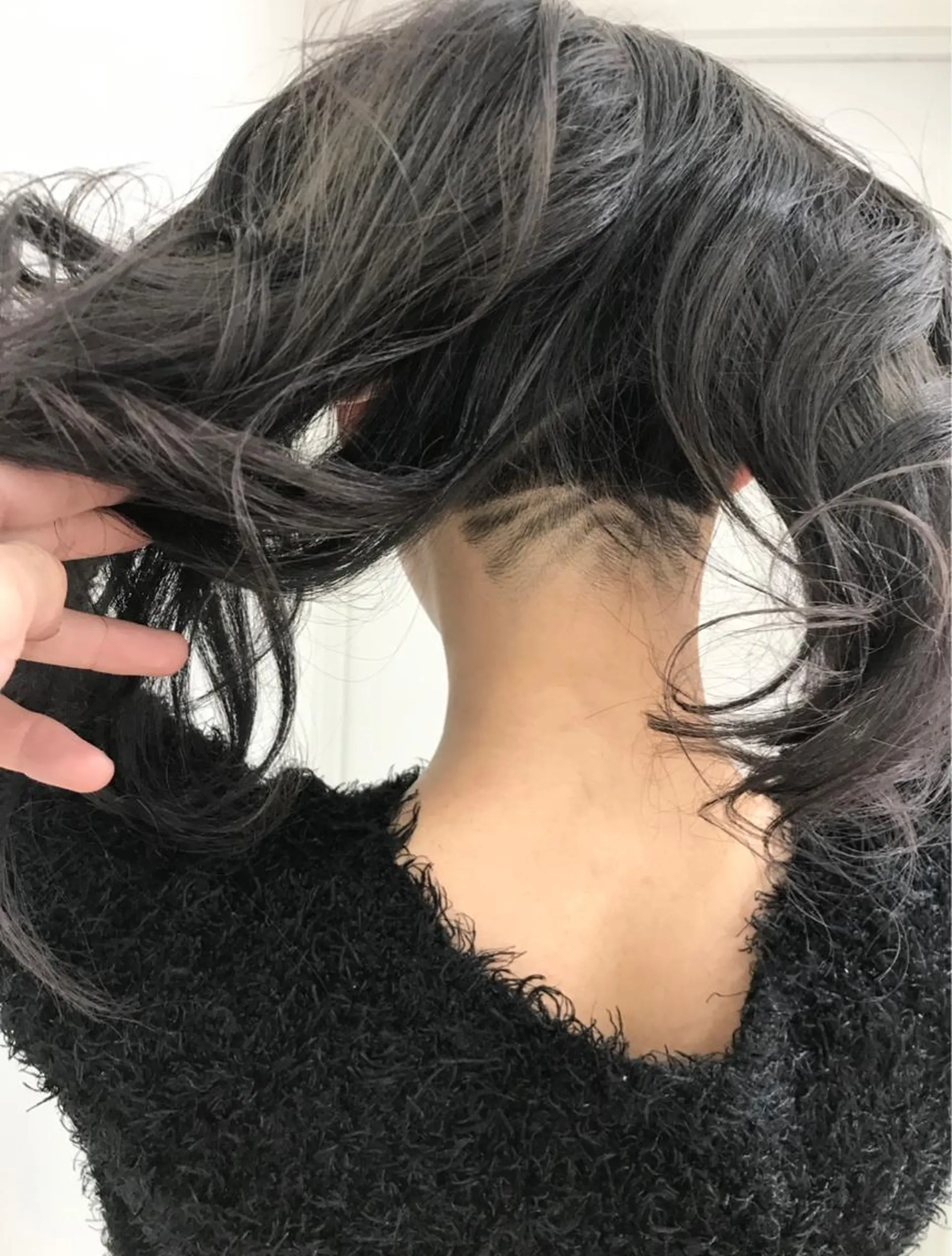 ロング 刈り上げ 渋谷 ミモザワークス タニグチヨシユキのヘアスタイル