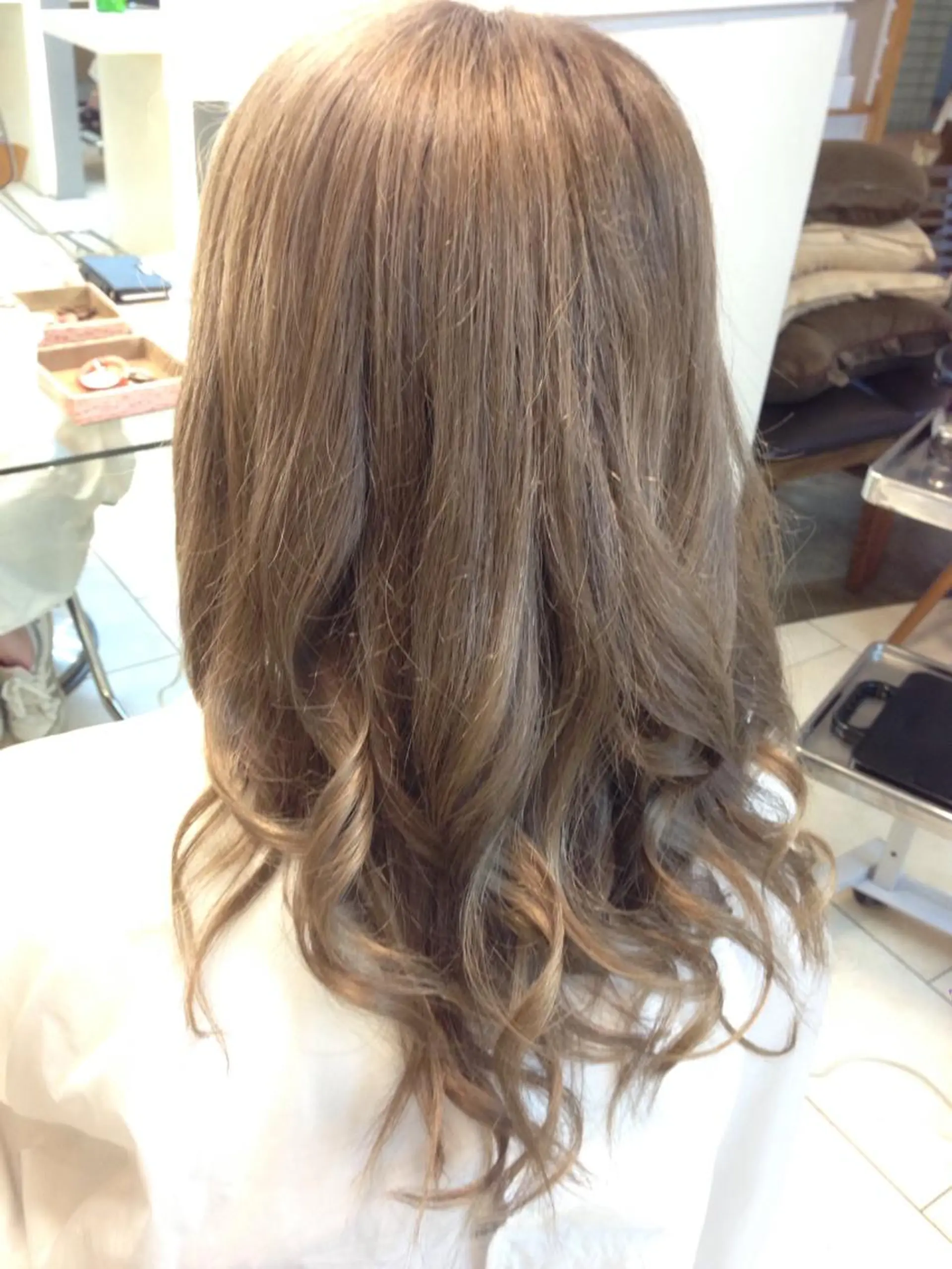 ロング ヘアアレンジ トリートメント 坂西 春果のマツエク・マツパデザイン