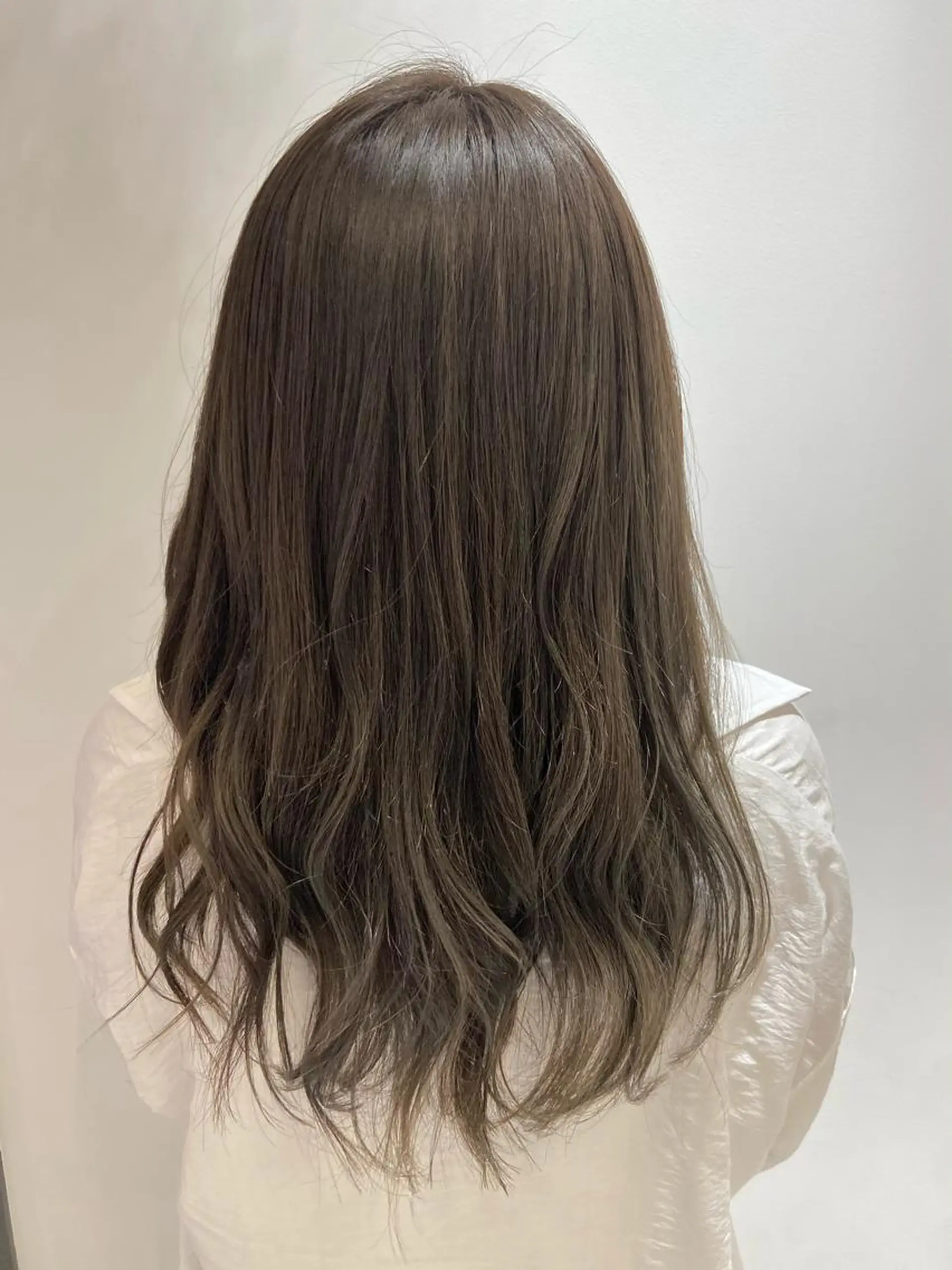 セミロング カラー カット ヘアカラー トリートメント 🐺ウルフ/レイヤー 似合わせ‎🤍沙羅のヘアスタイル