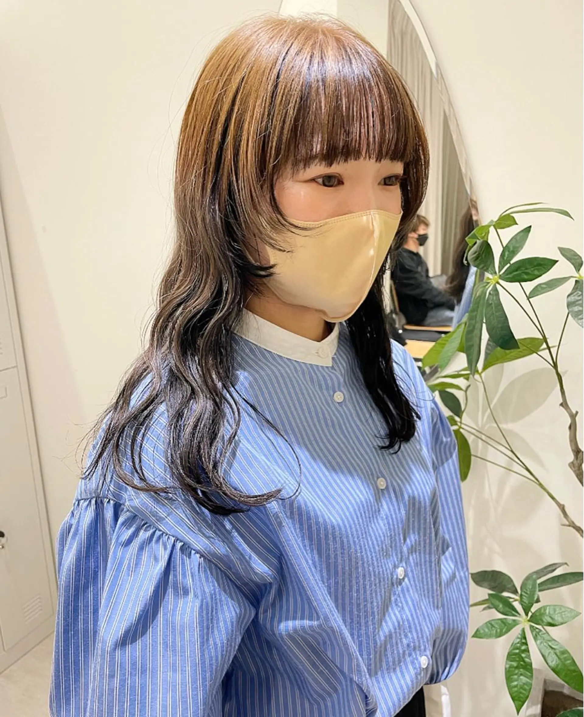 ロング カラー 顔周りカット ウルフカット ヘアカラー Zina🤍 yukinaのヘアスタイル