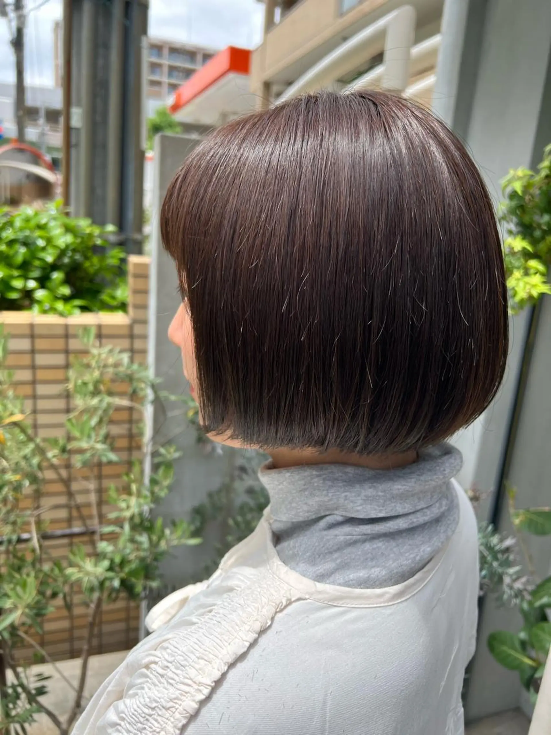 ショート カラー アッシュ カット パーマ トリートメント ENIF　大島 芽生のヘアスタイル