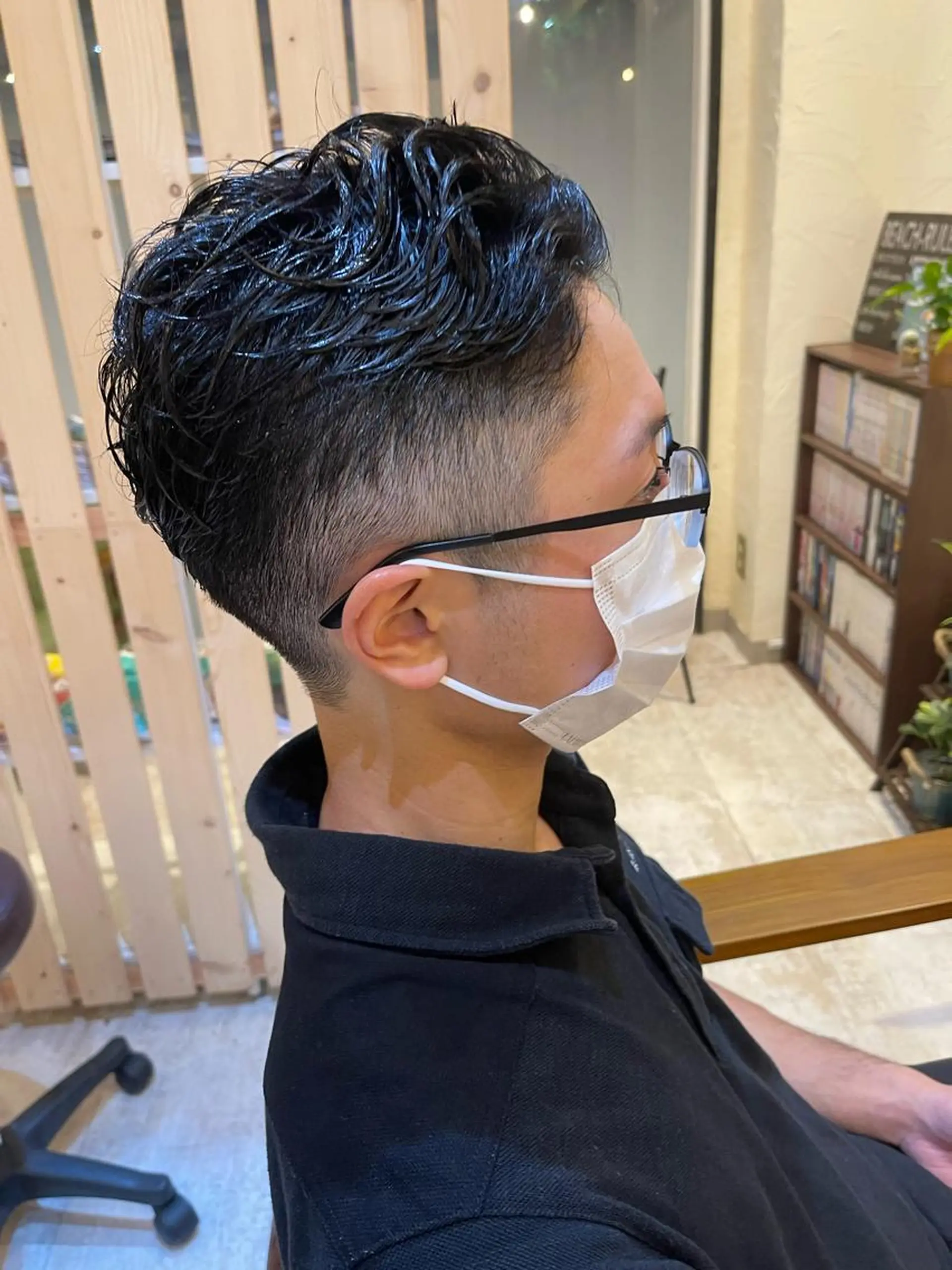 ショート カット 🍭透明感カラー 志賀拓海🍬🌈のヘアスタイル